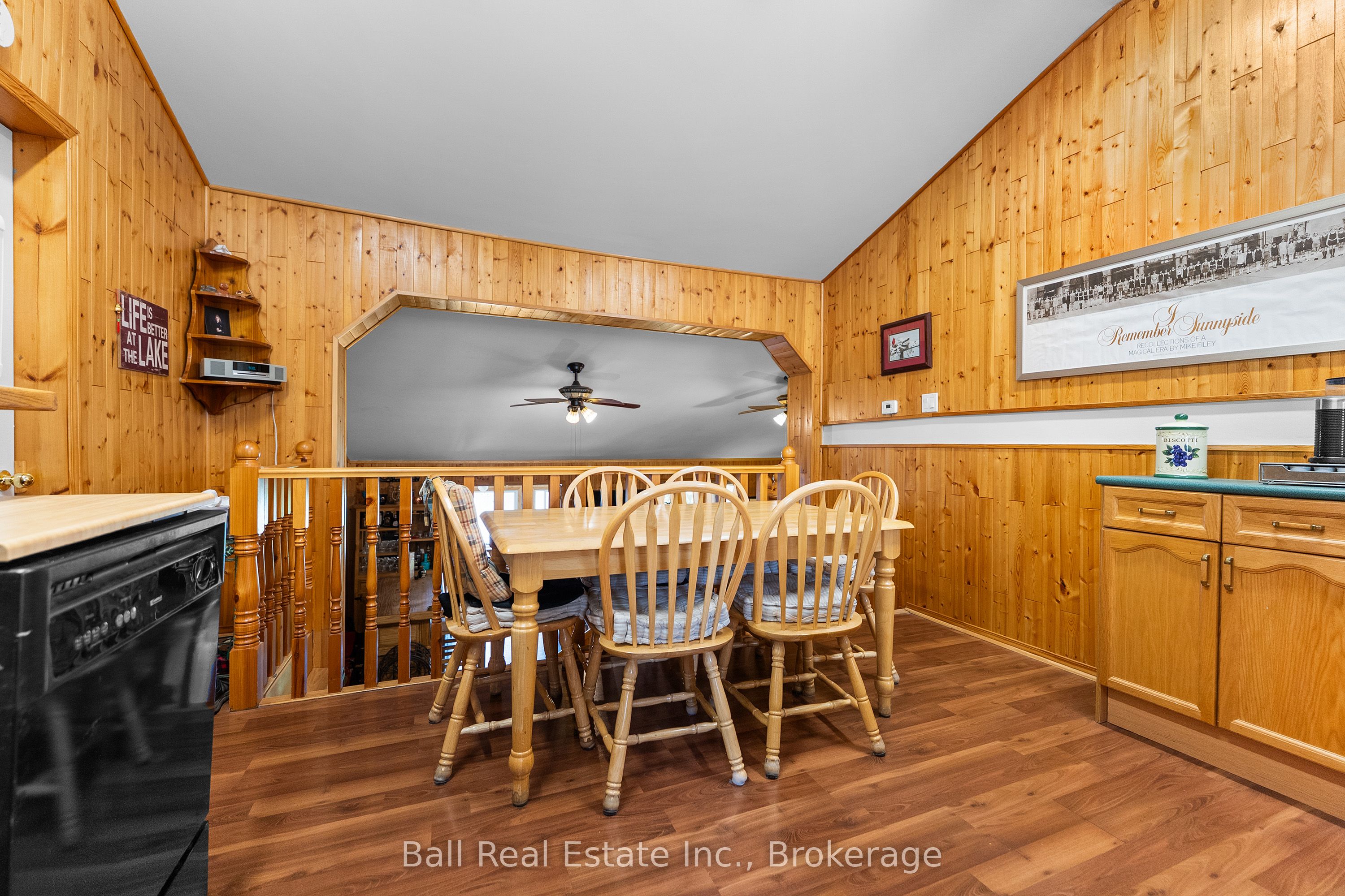29 Siddon Lake Place Property Photo 17