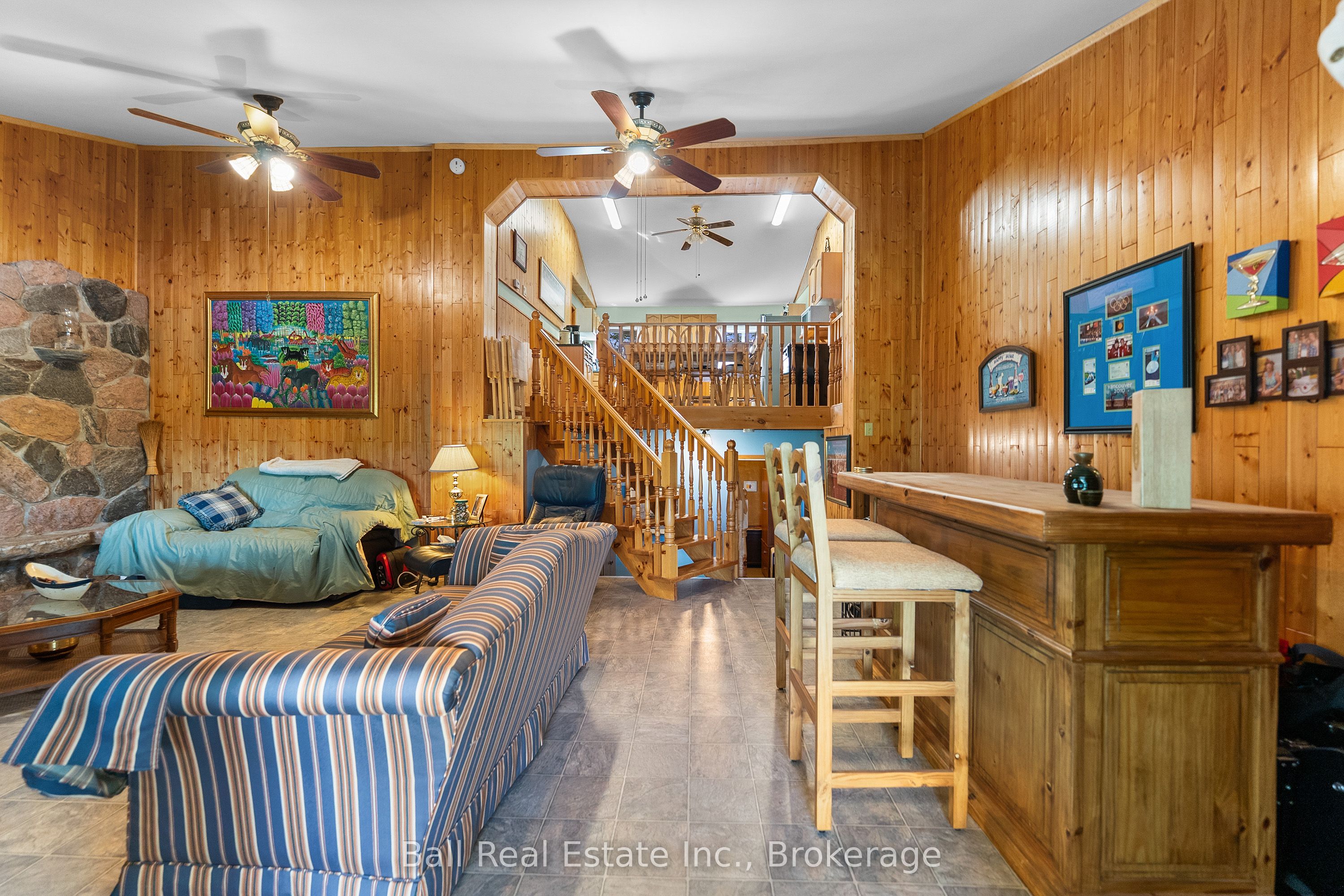 29 Siddon Lake Place Property Photo 23