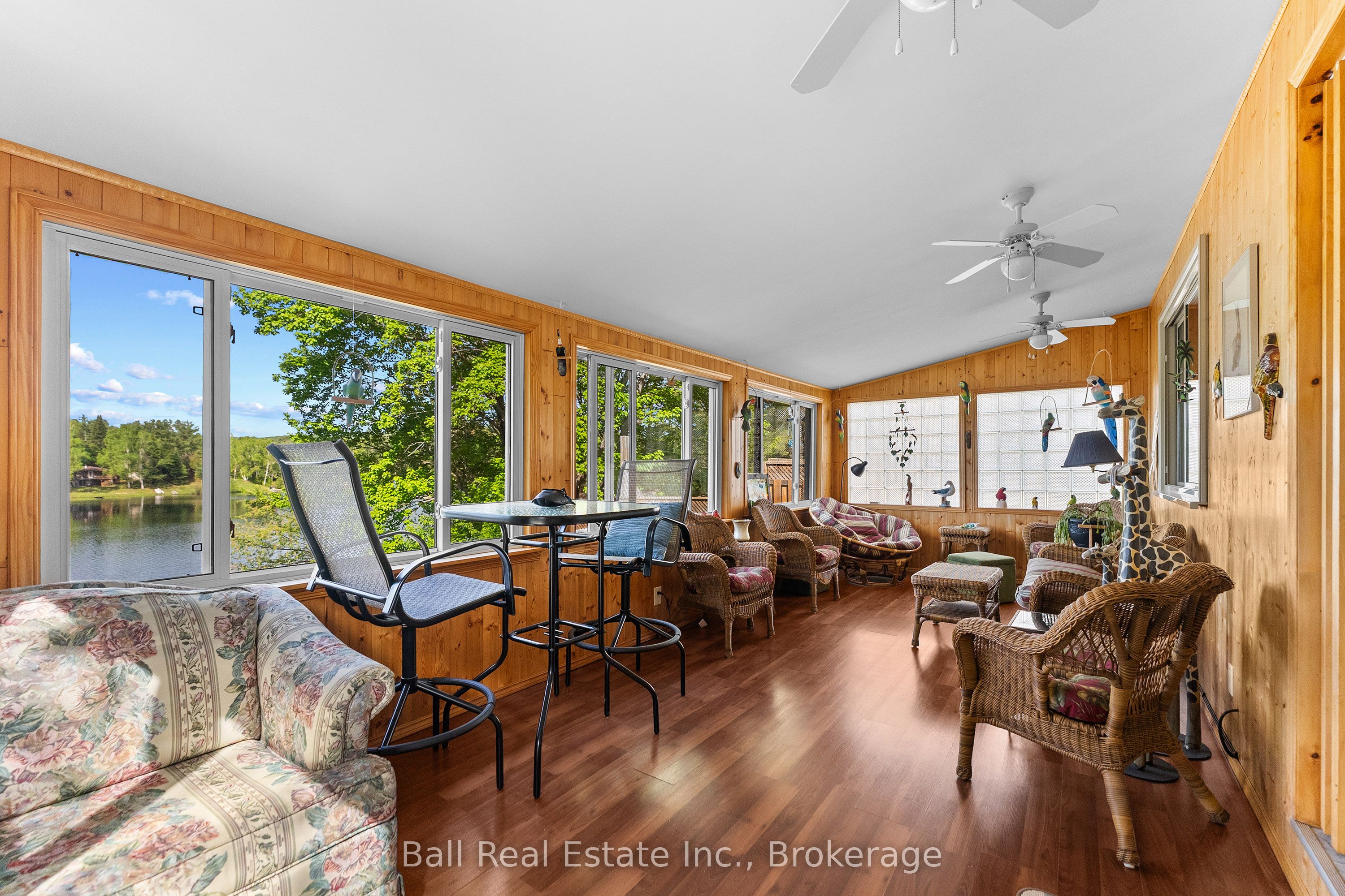 29 Siddon Lake Place Property Photo 27