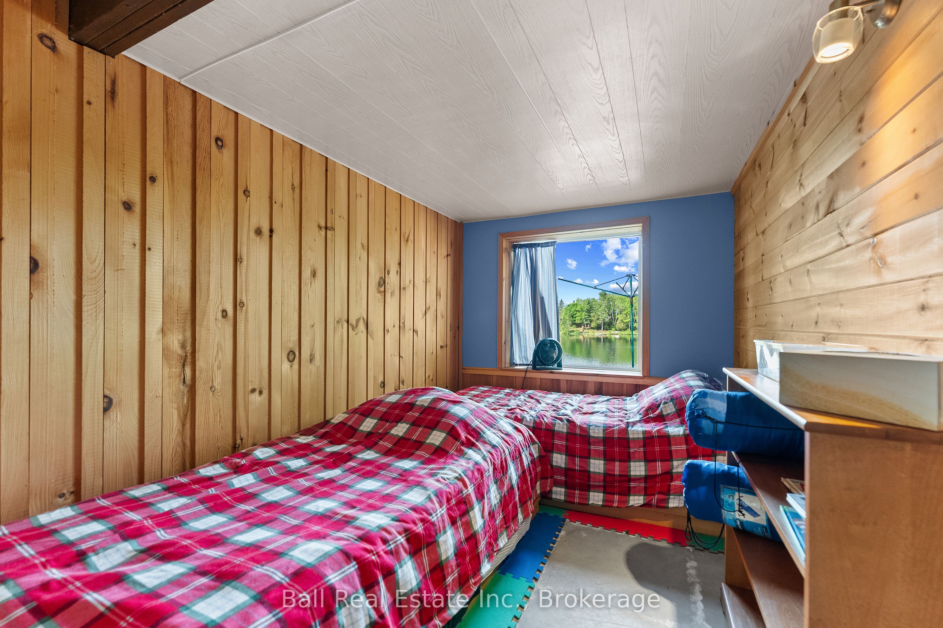 29 Siddon Lake Place Property Photo 32