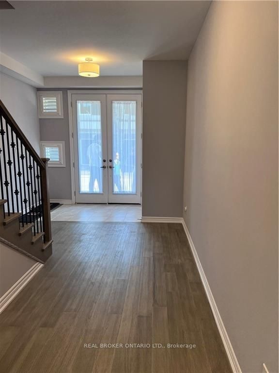 5672 Dorchester Road 14 Upper Level Property Photo 4