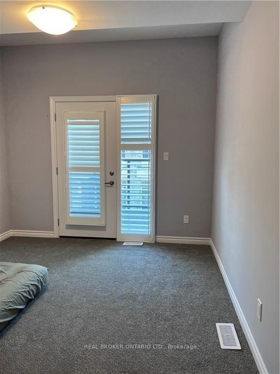 5672 Dorchester Road 14 Upper Level Property Photo 16