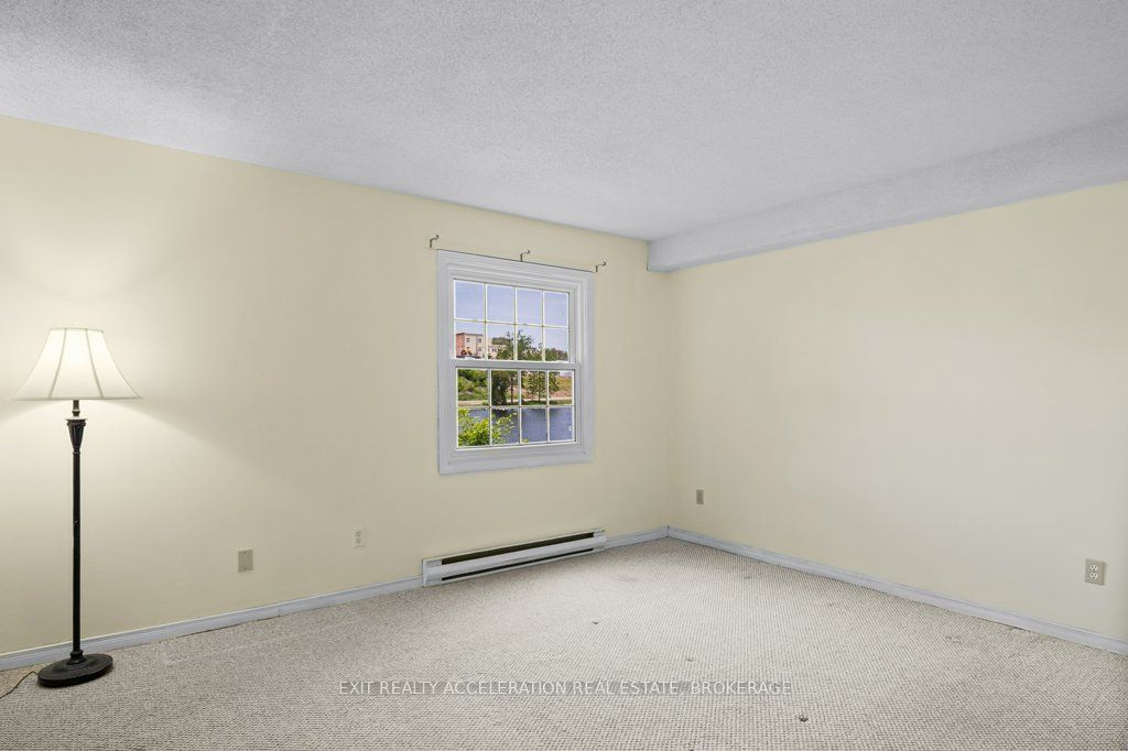 11 Centre Street S 103 Property Photo 29