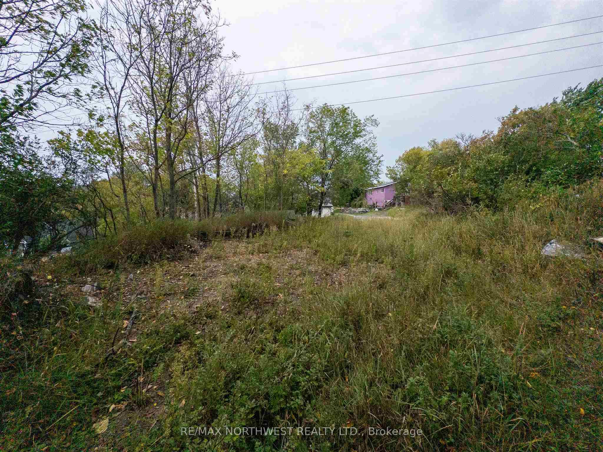 123 Mikado Avenue Property Photo 3