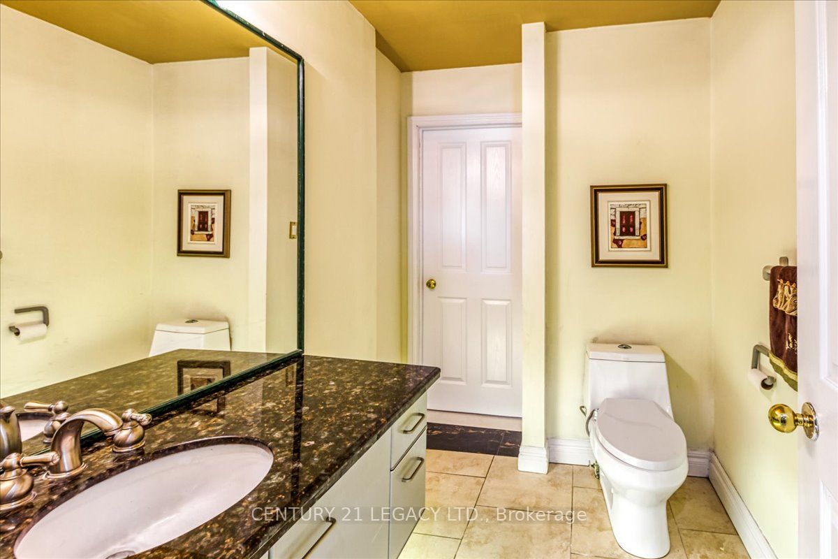 376 Maki Avenue Property Photo 13