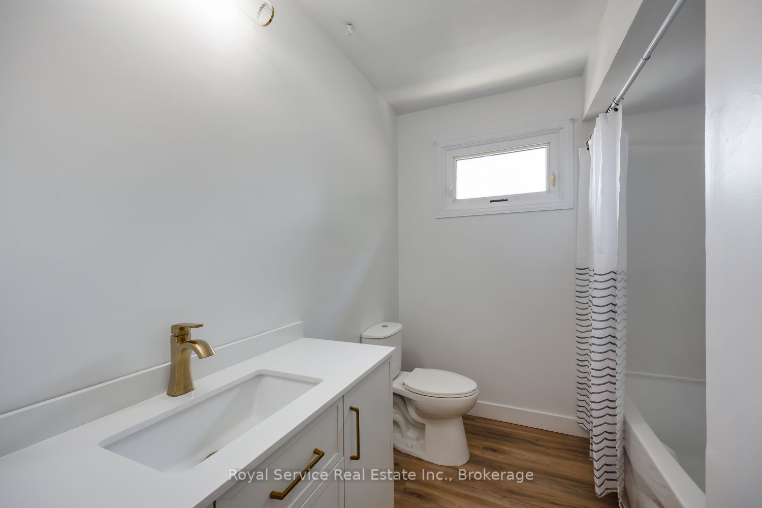 567 Daintry Crescent Property Photo 30
