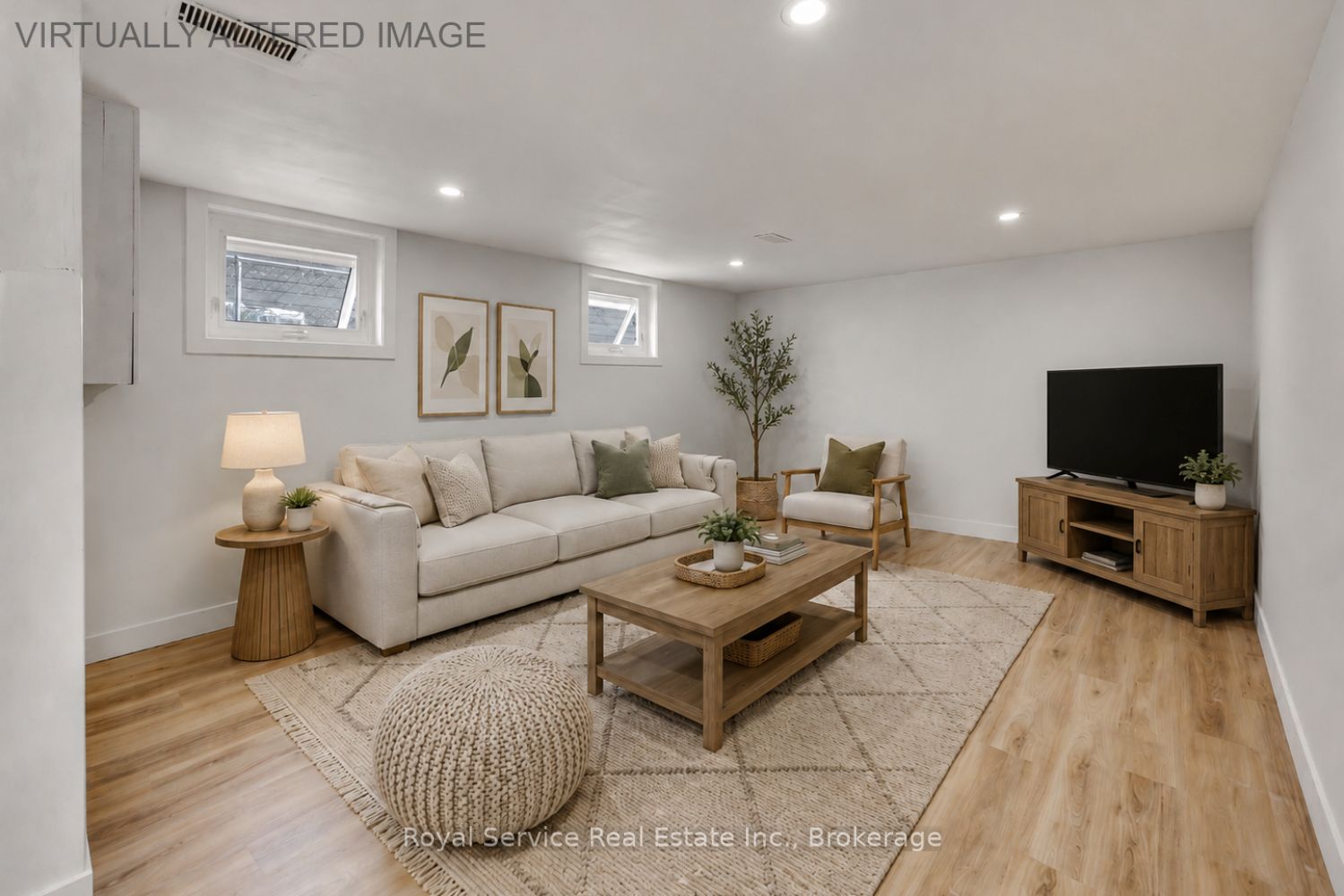 567 Daintry Crescent Property Photo 34