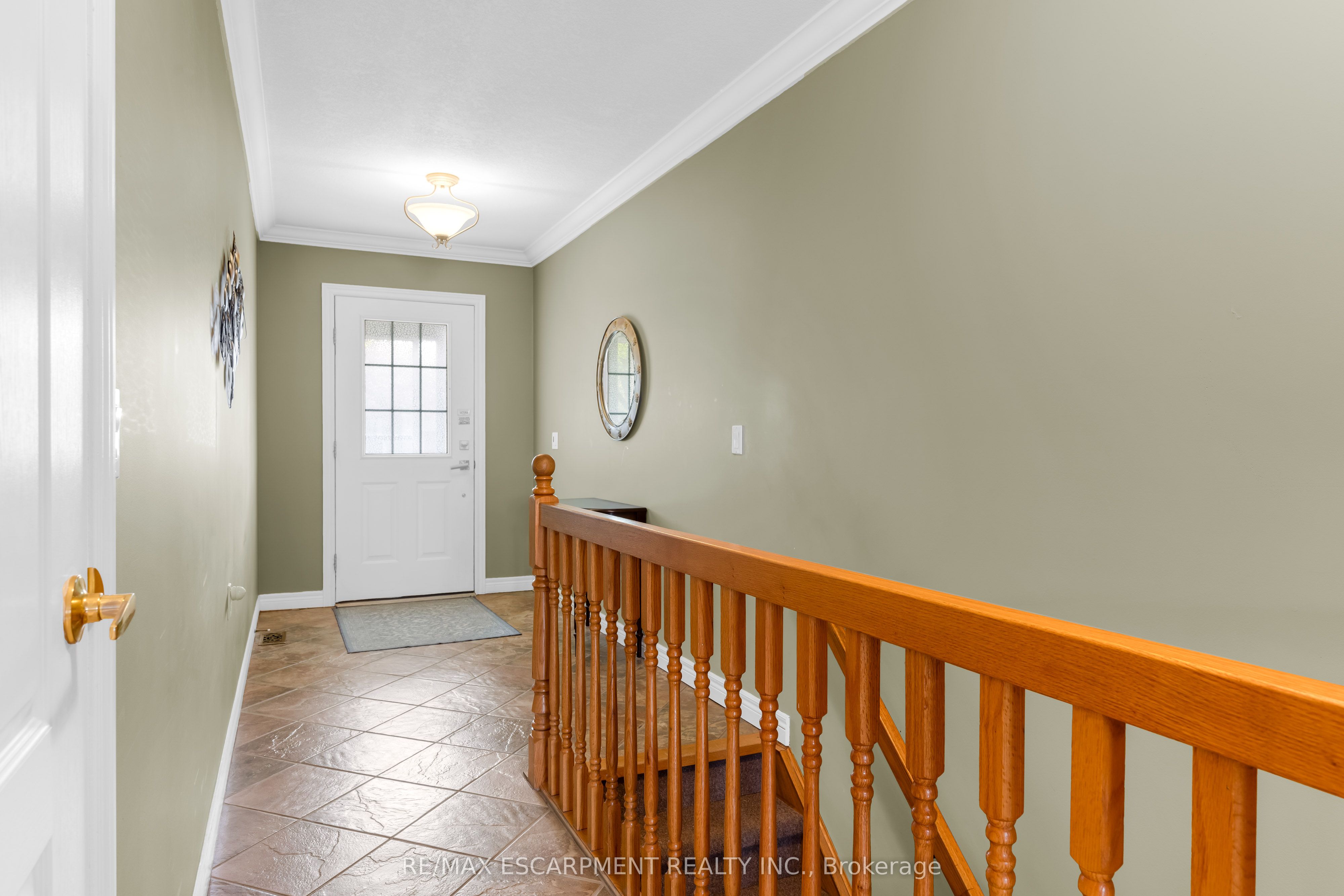 50 Spadara Drive Property Photo 5