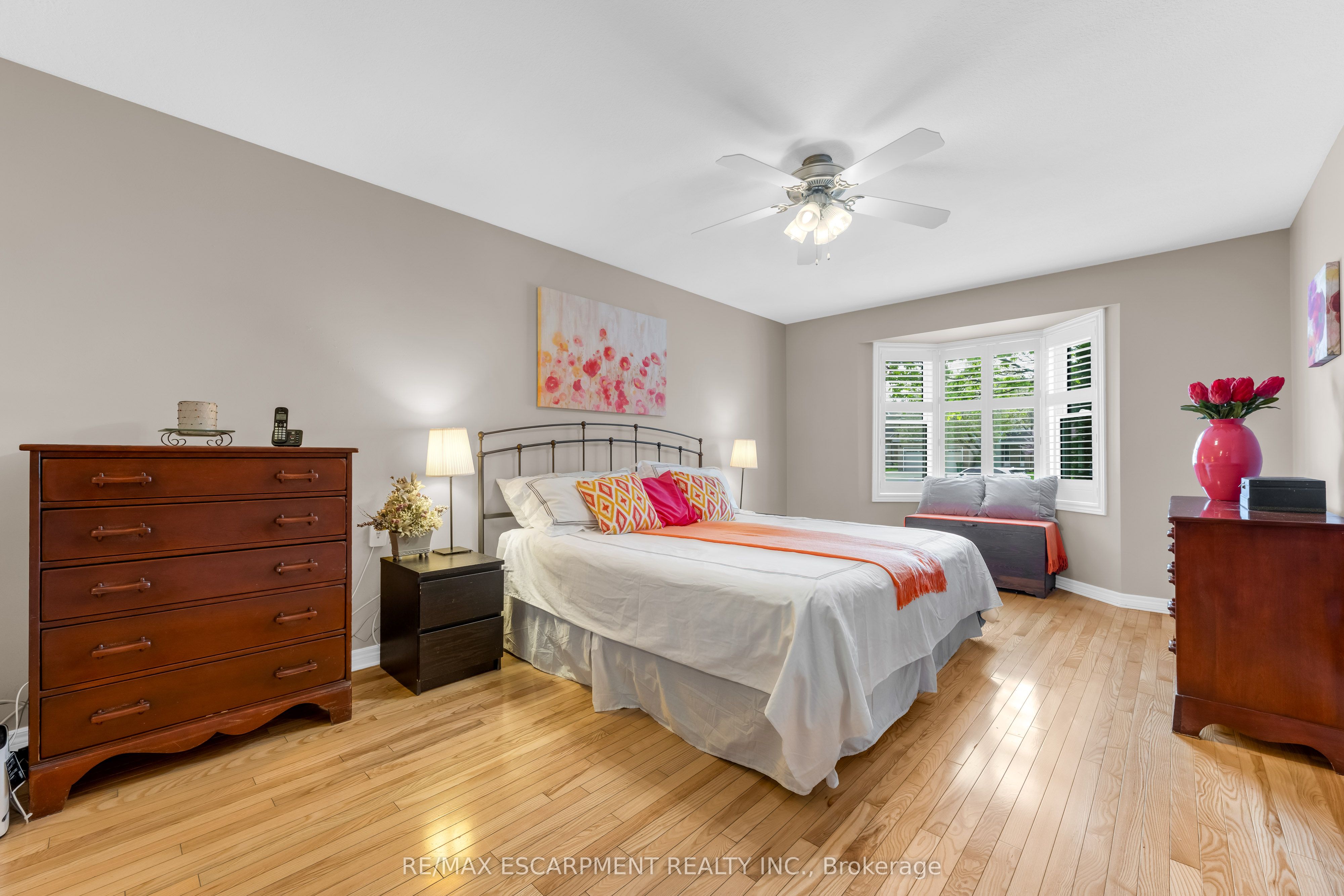 50 Spadara Drive Property Photo 14