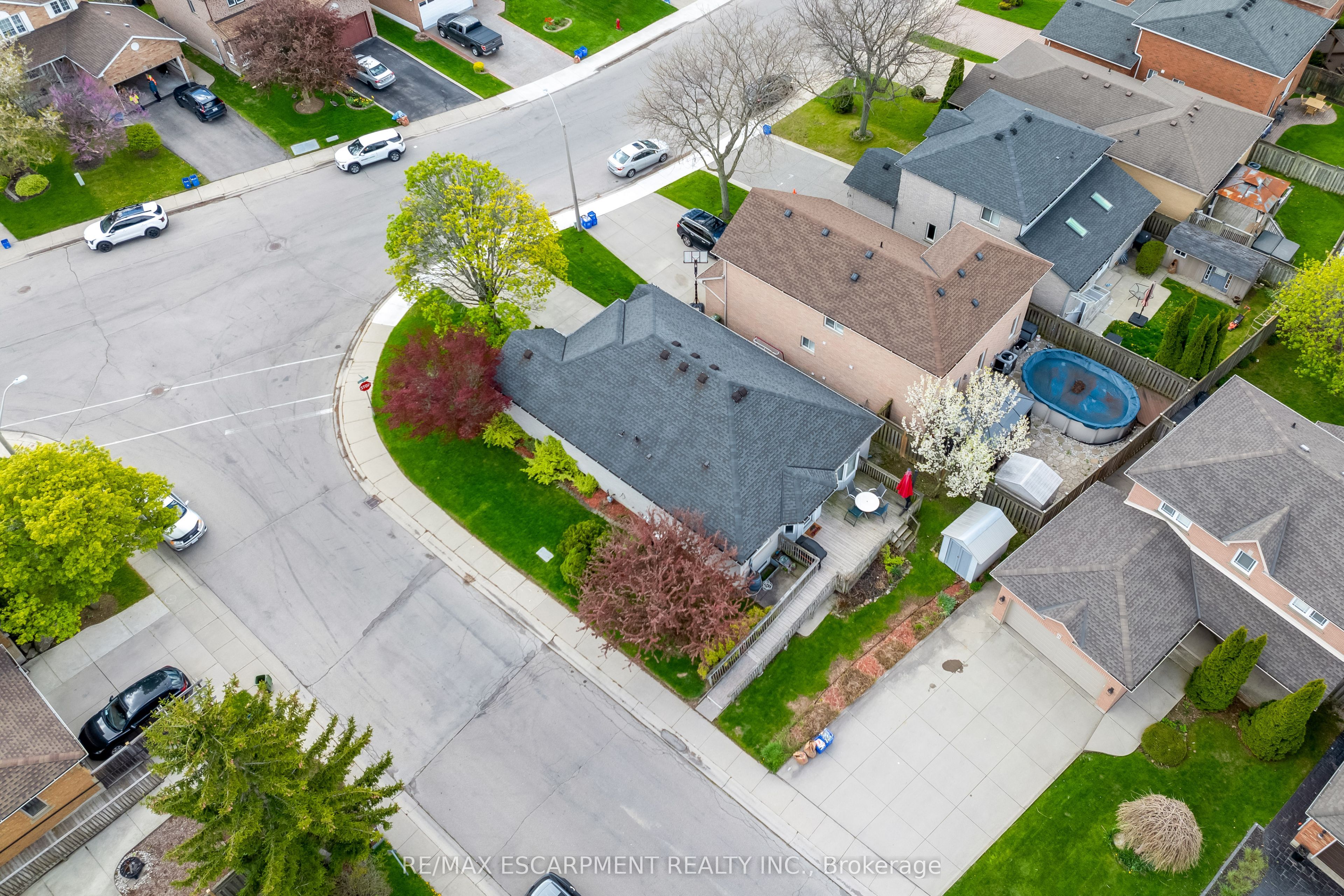 50 Spadara Drive Property Photo 35