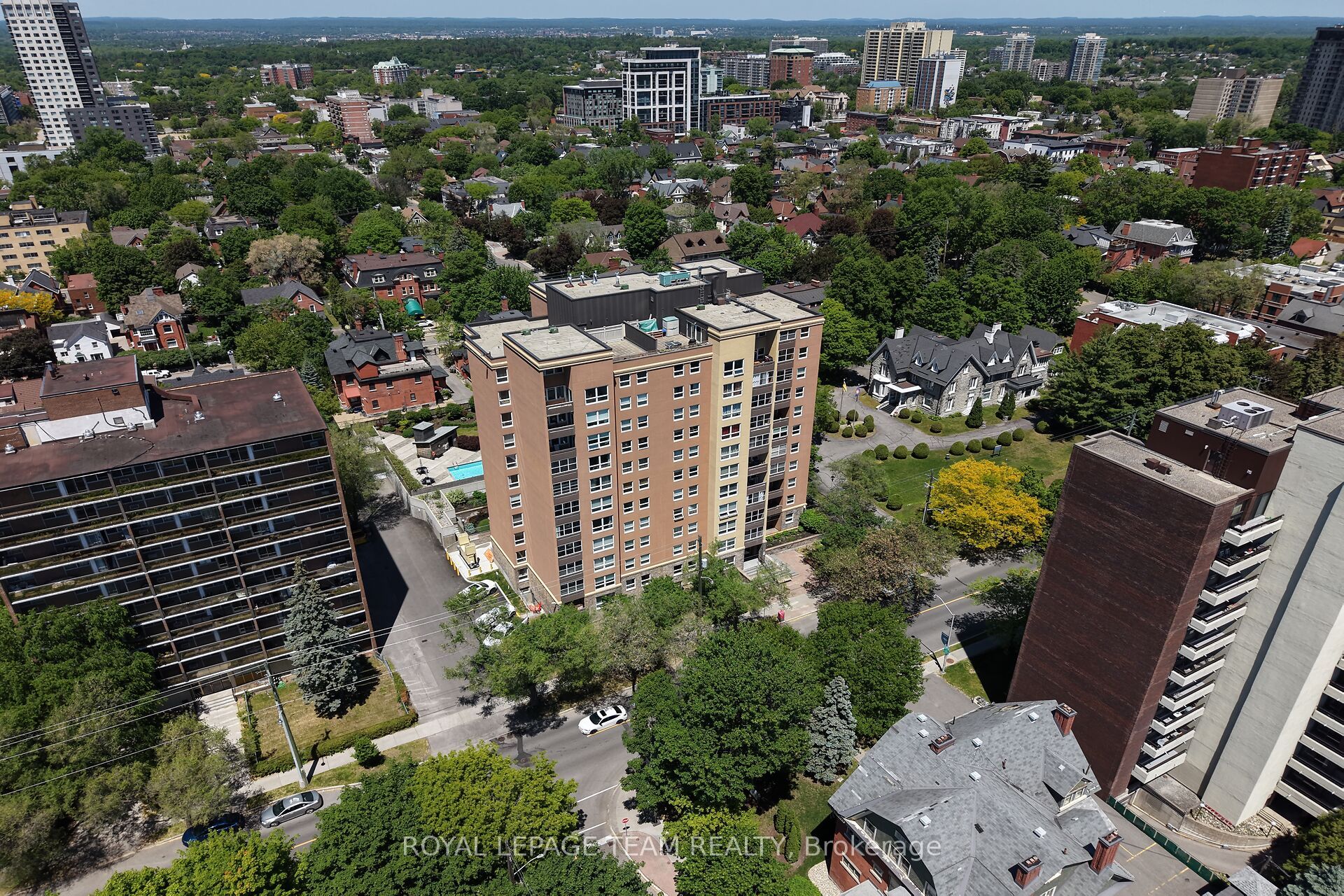 373 Laurier Avenue E 505 Property Photo 6