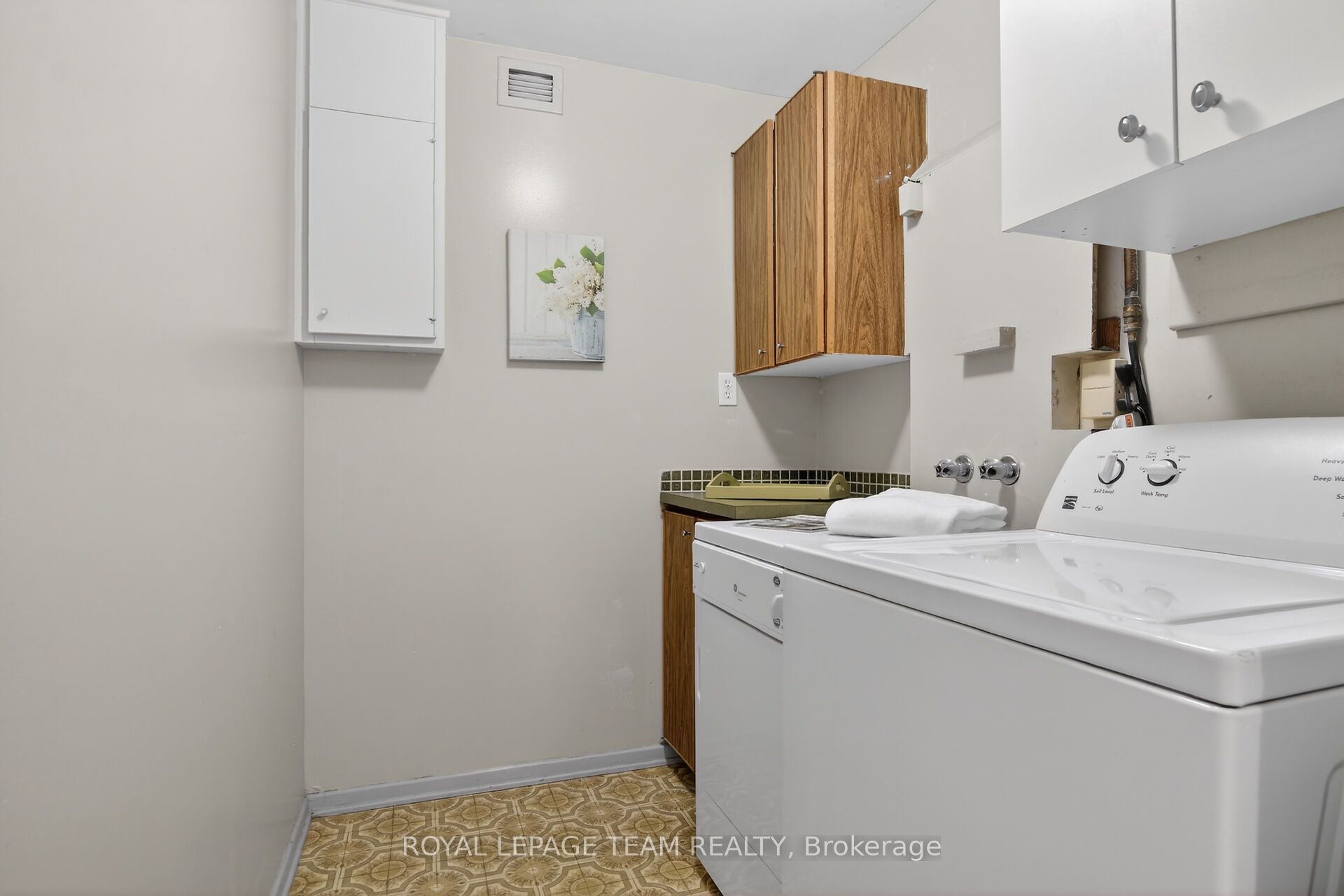 373 Laurier Avenue E 505 Property Photo 35