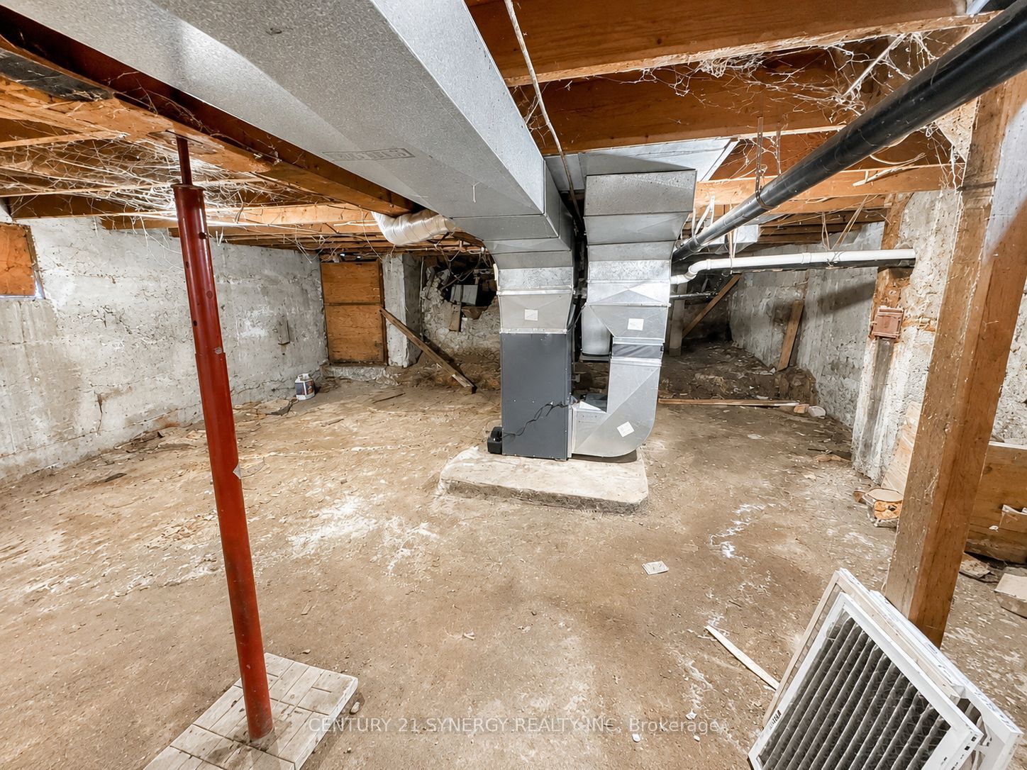7 William Street W Property Photo 19