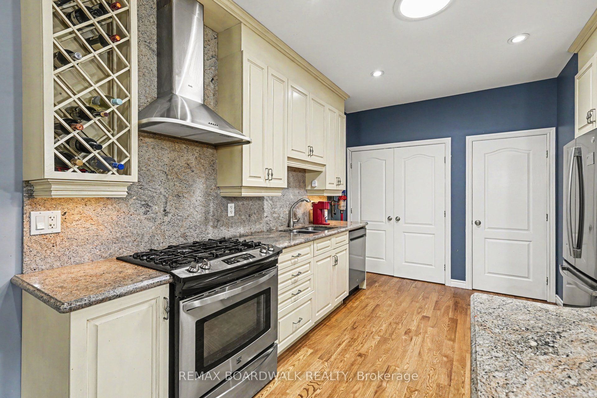 24 Samara Place Property Photo 10