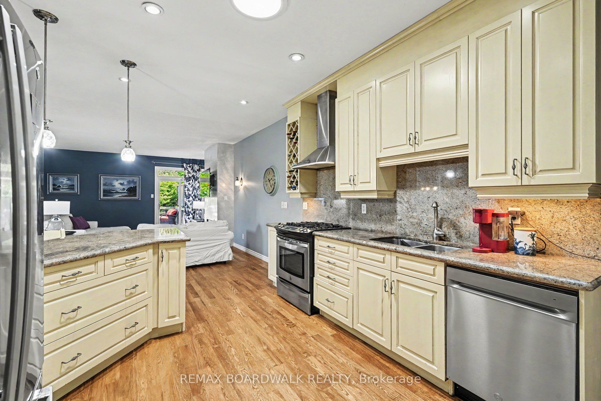 24 Samara Place Property Photo 11