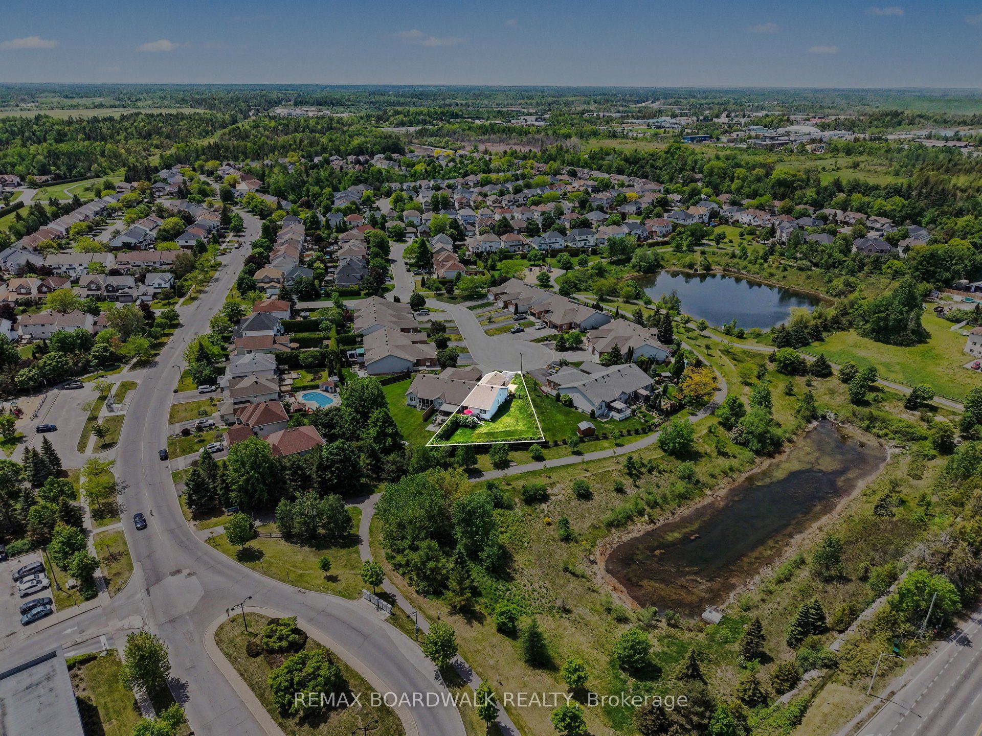 24 Samara Place Property Photo 32