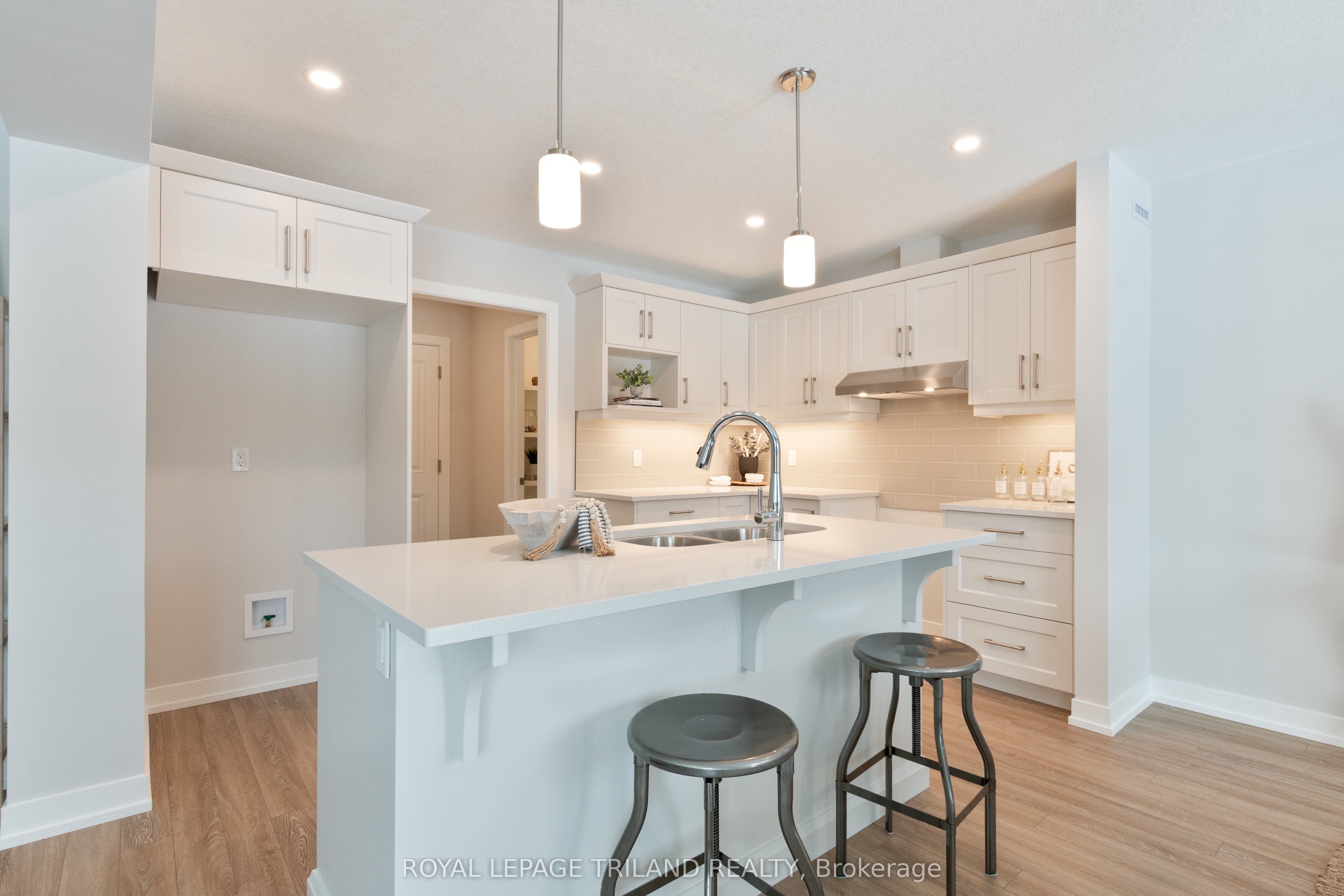 112 Styles Drive Property Photo 16