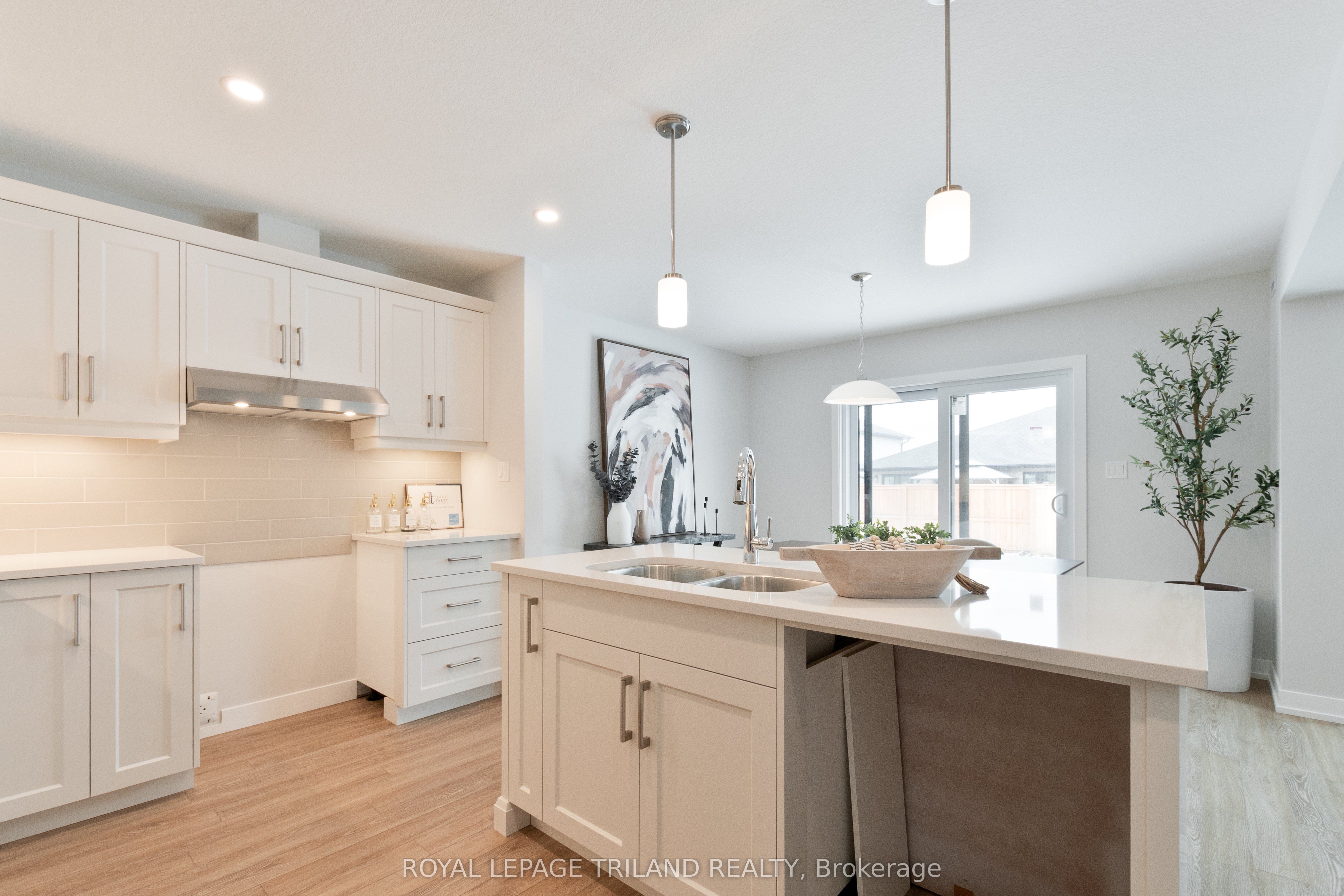 112 Styles Drive Property Photo 17