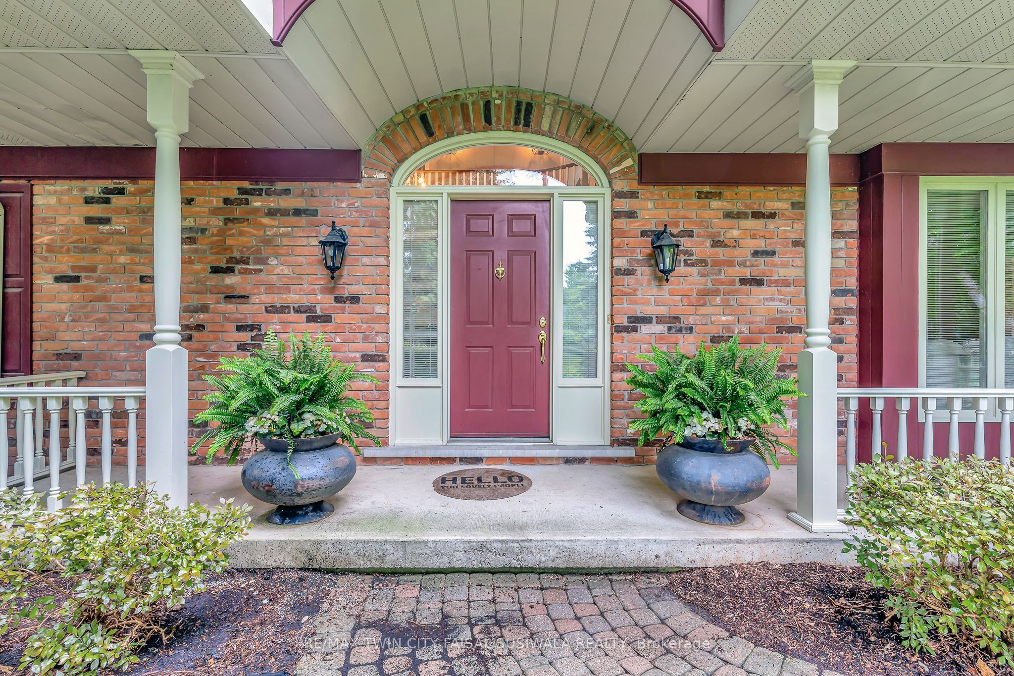 22 Deerpath Court Property Photo 3