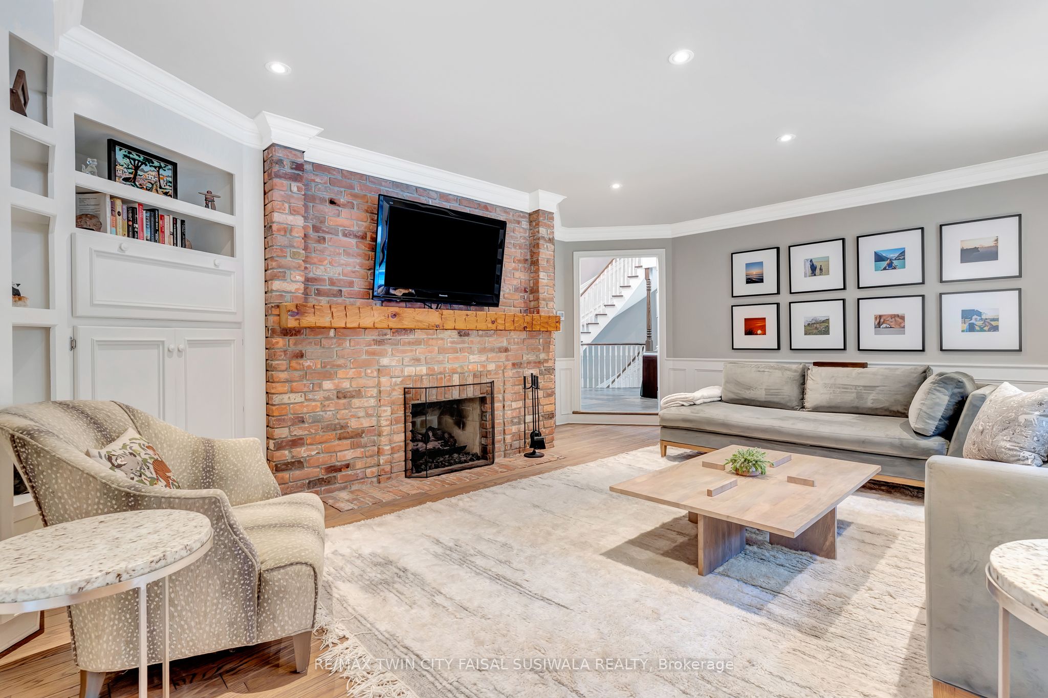 22 Deerpath Court Property Photo 21