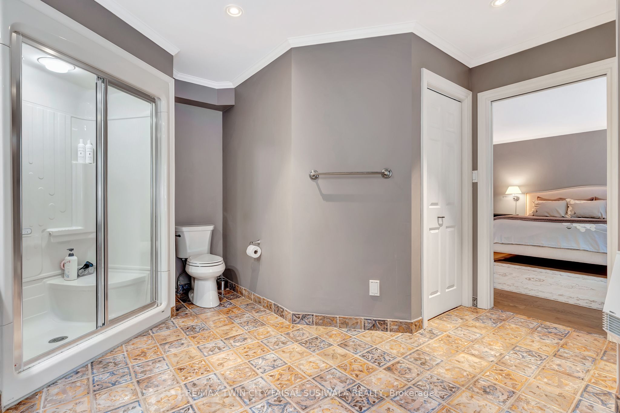 22 Deerpath Court Property Photo 29