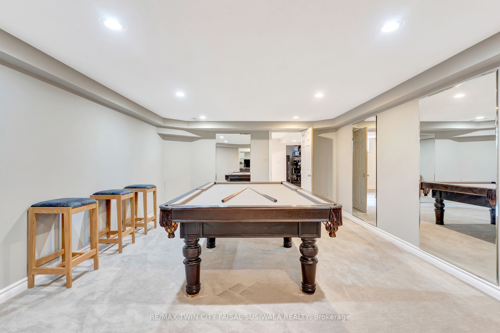 22 Deerpath Court Property Photo 42