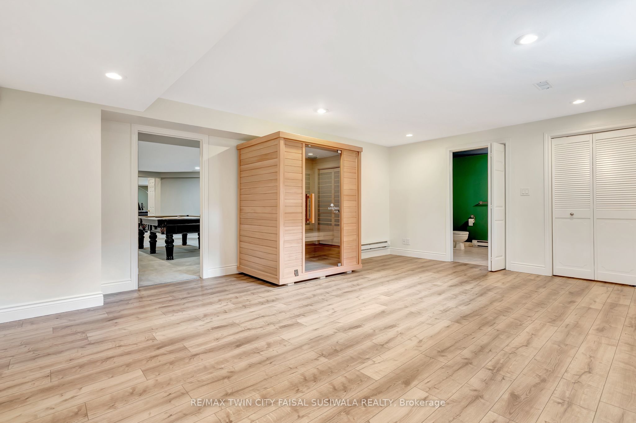 22 Deerpath Court Property Photo 44