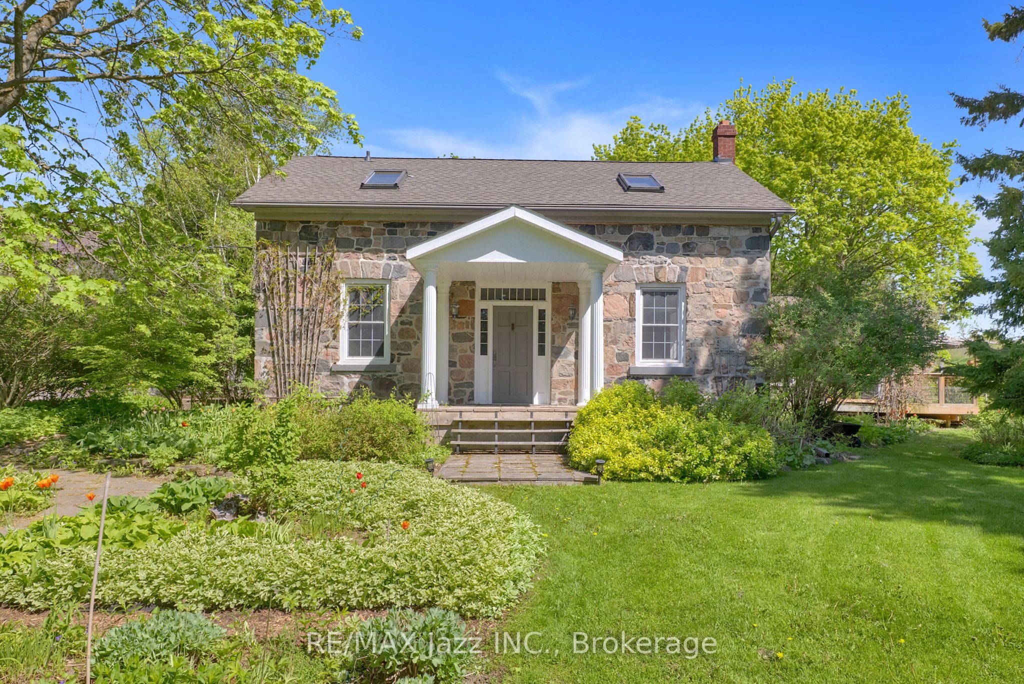 2402 Ganaraska Road Property Photo 1