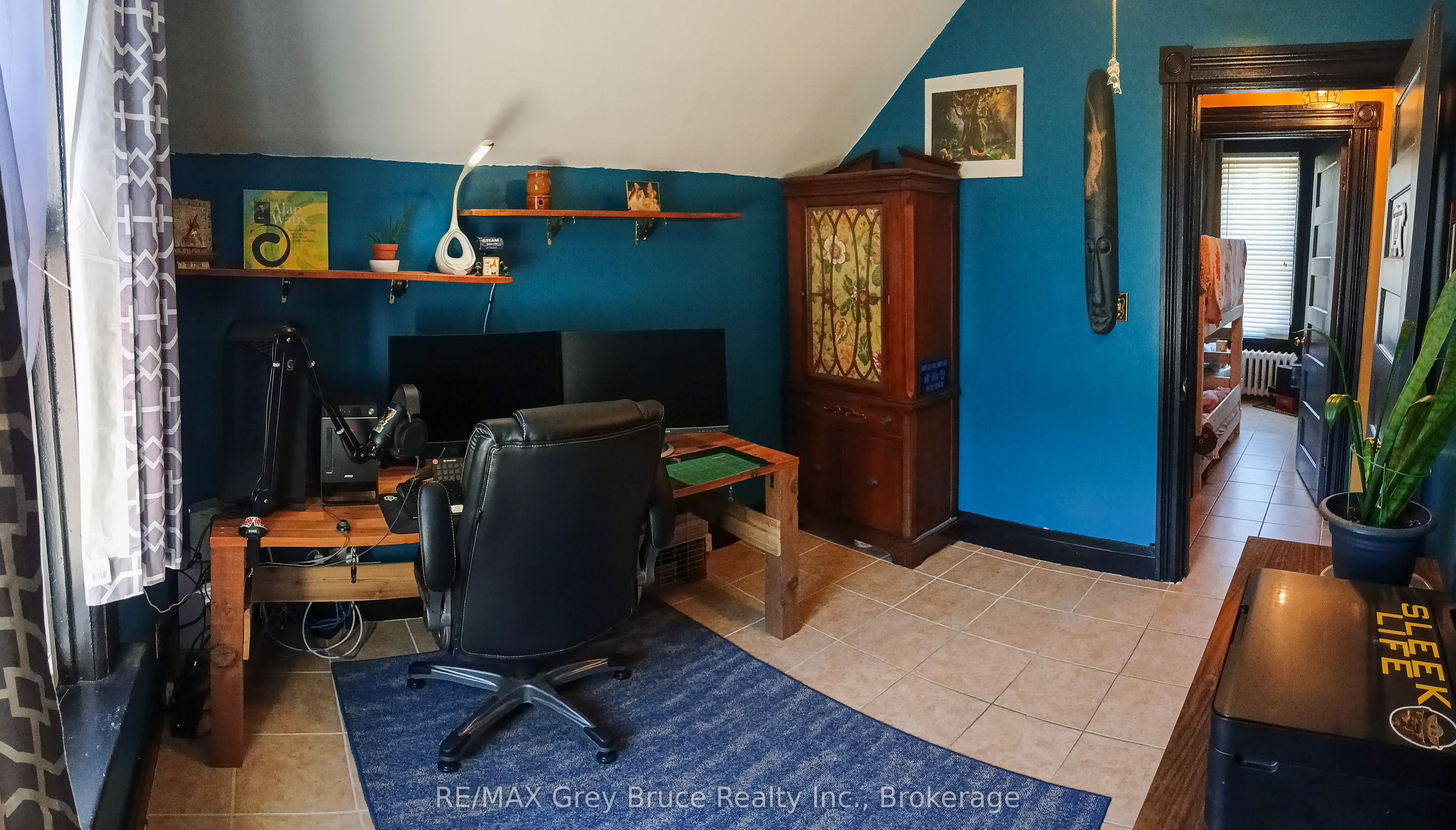 499 16th Street W Property Photo 19