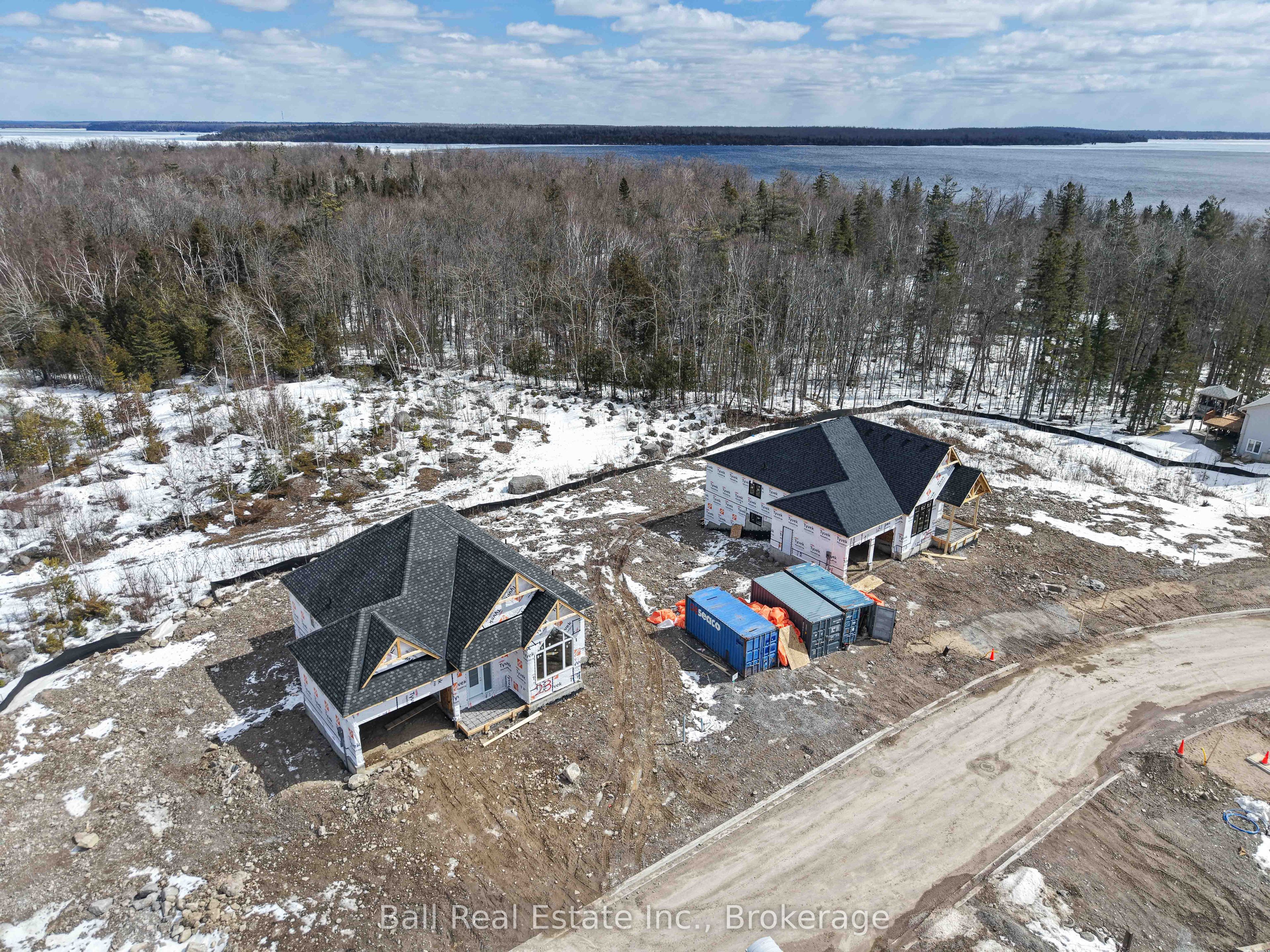 43 Hemlock Crescent Property Photo 23