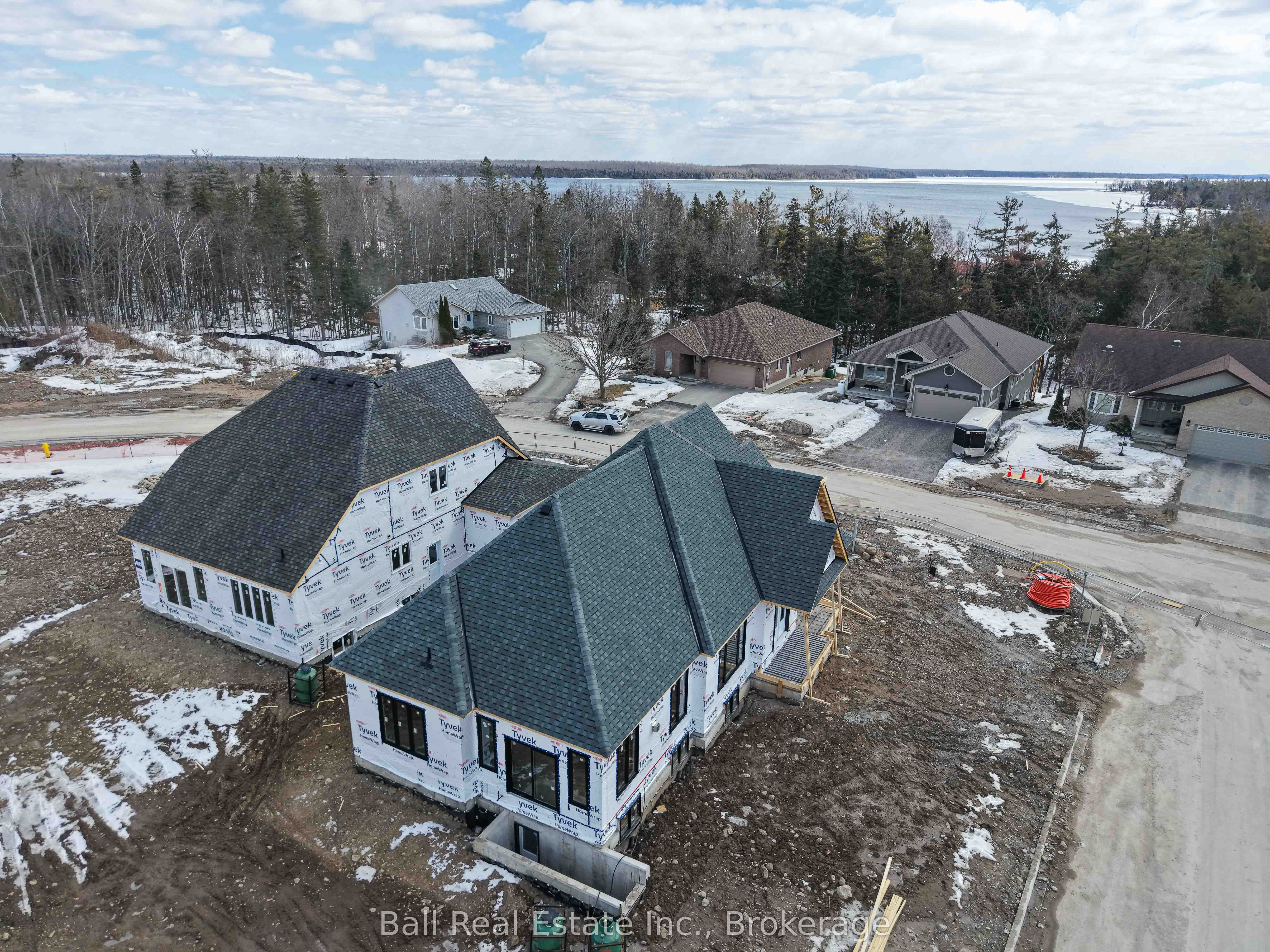 43 Hemlock Crescent Property Photo 24