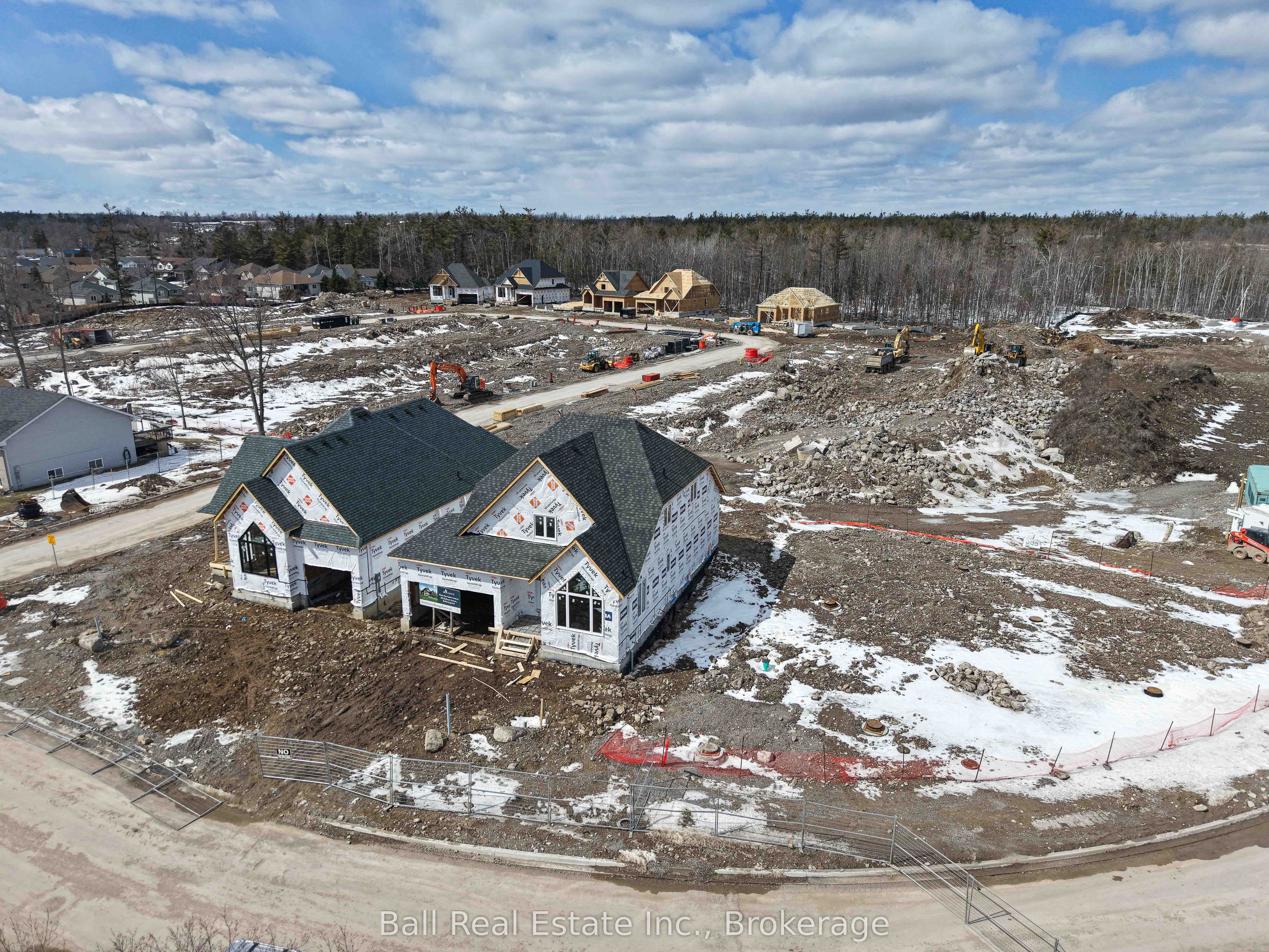 43 Hemlock Crescent Property Photo 25