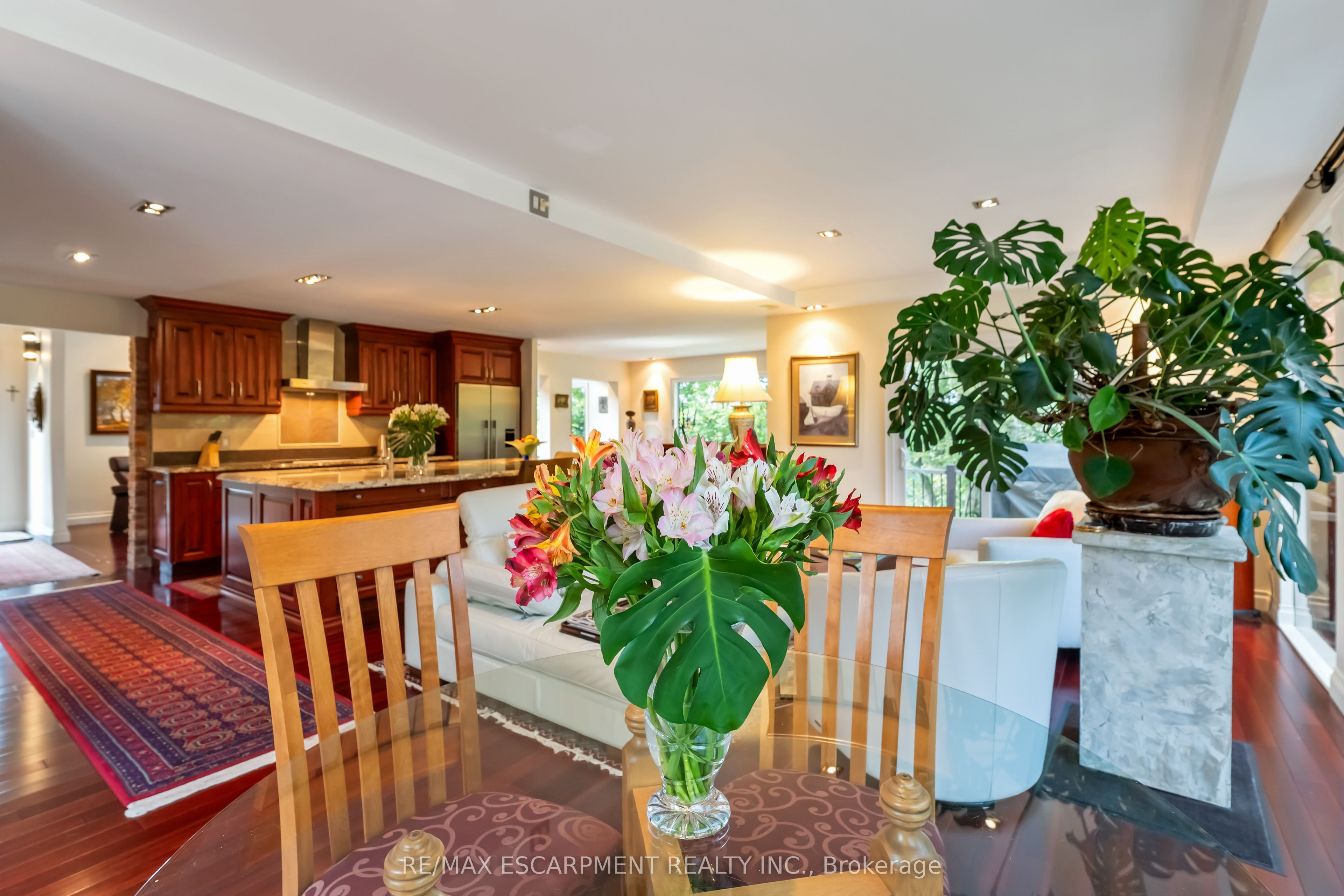 493 Ridge Road E Property Photo 22