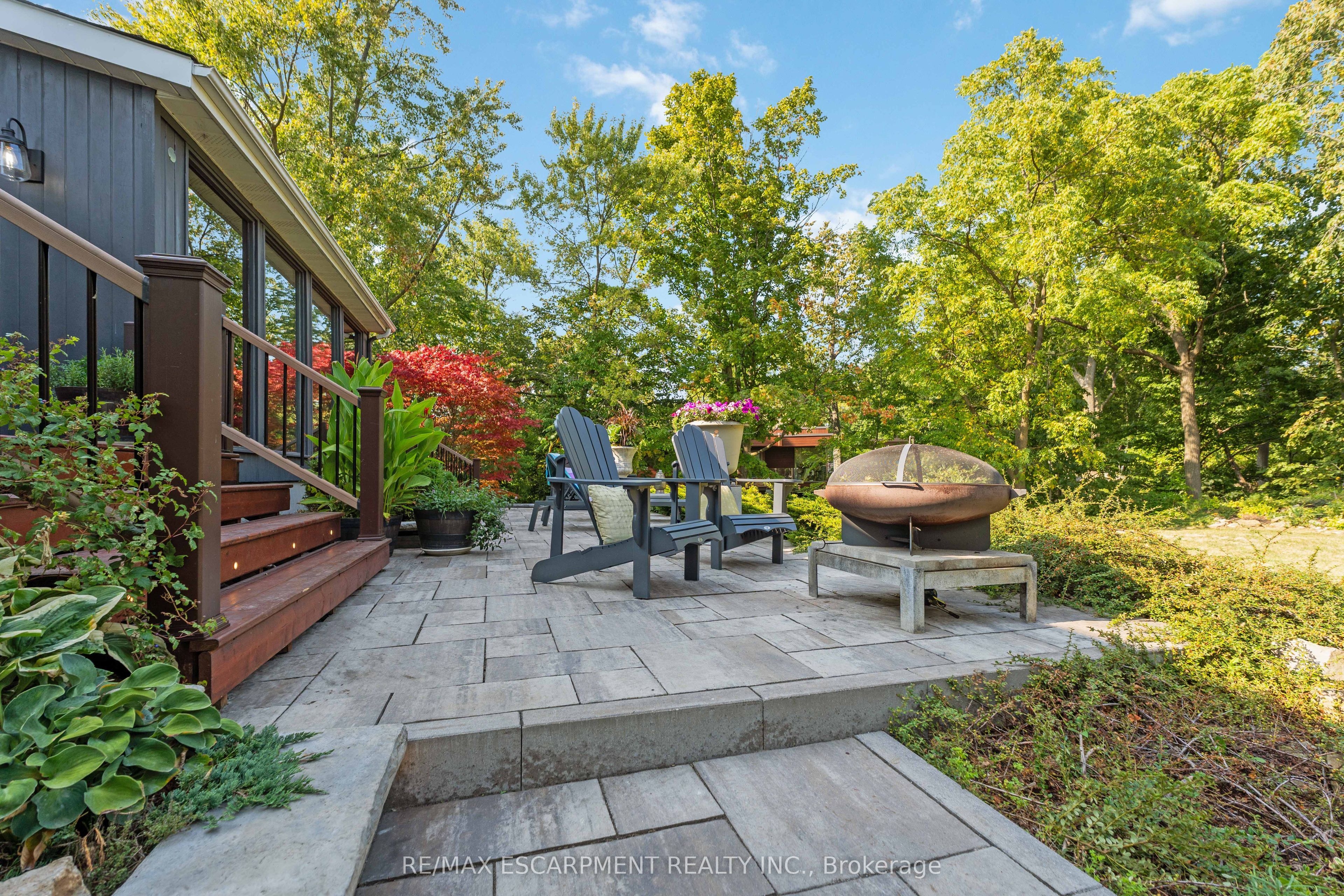 493 Ridge Road E Property Photo 40