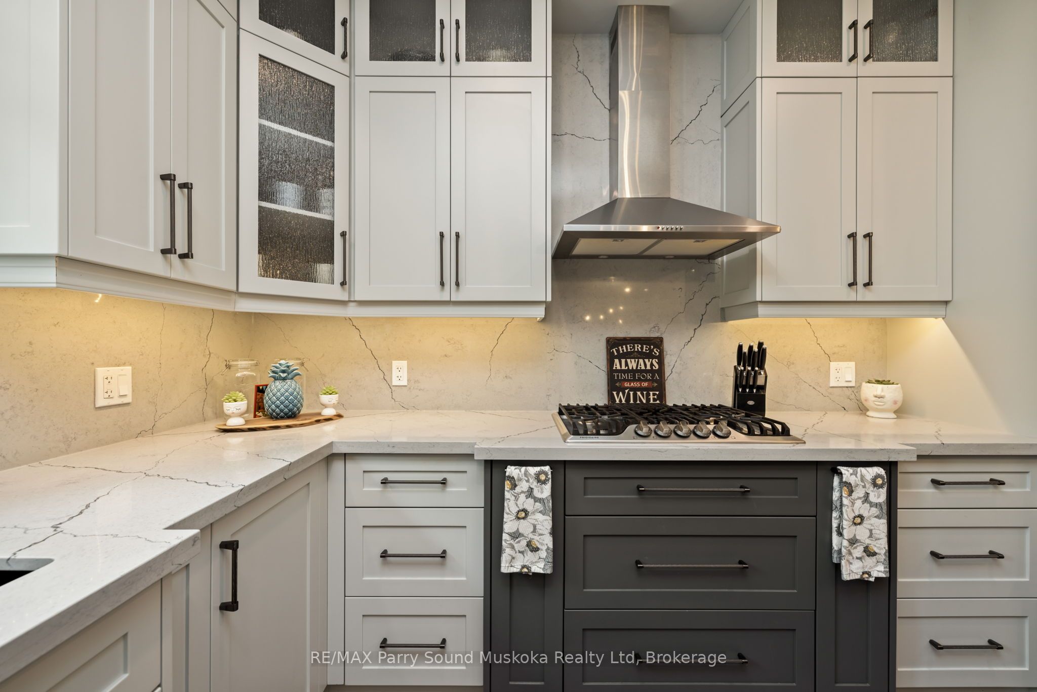 270 Nobel Road Property Photo 12
