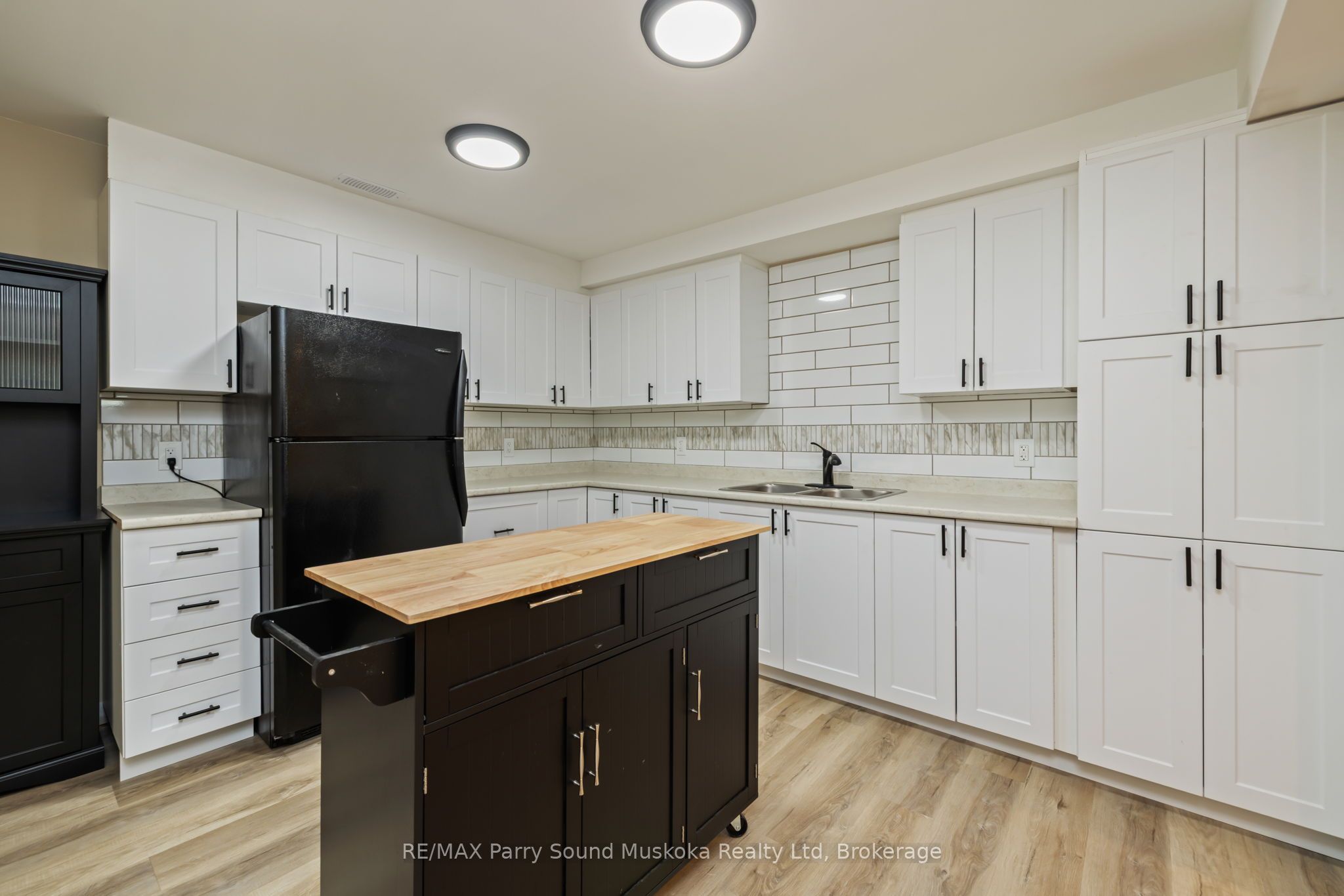 270 Nobel Road Property Photo 35