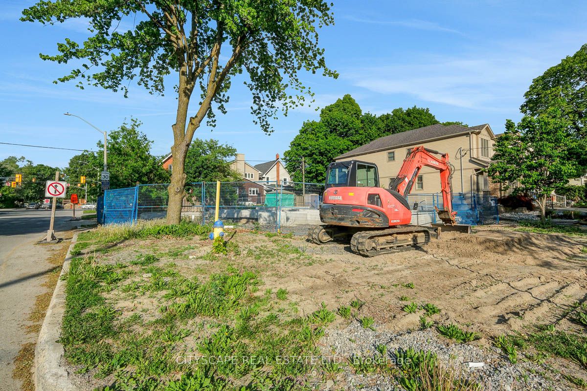 551 Edison Avenue Property Photo 12