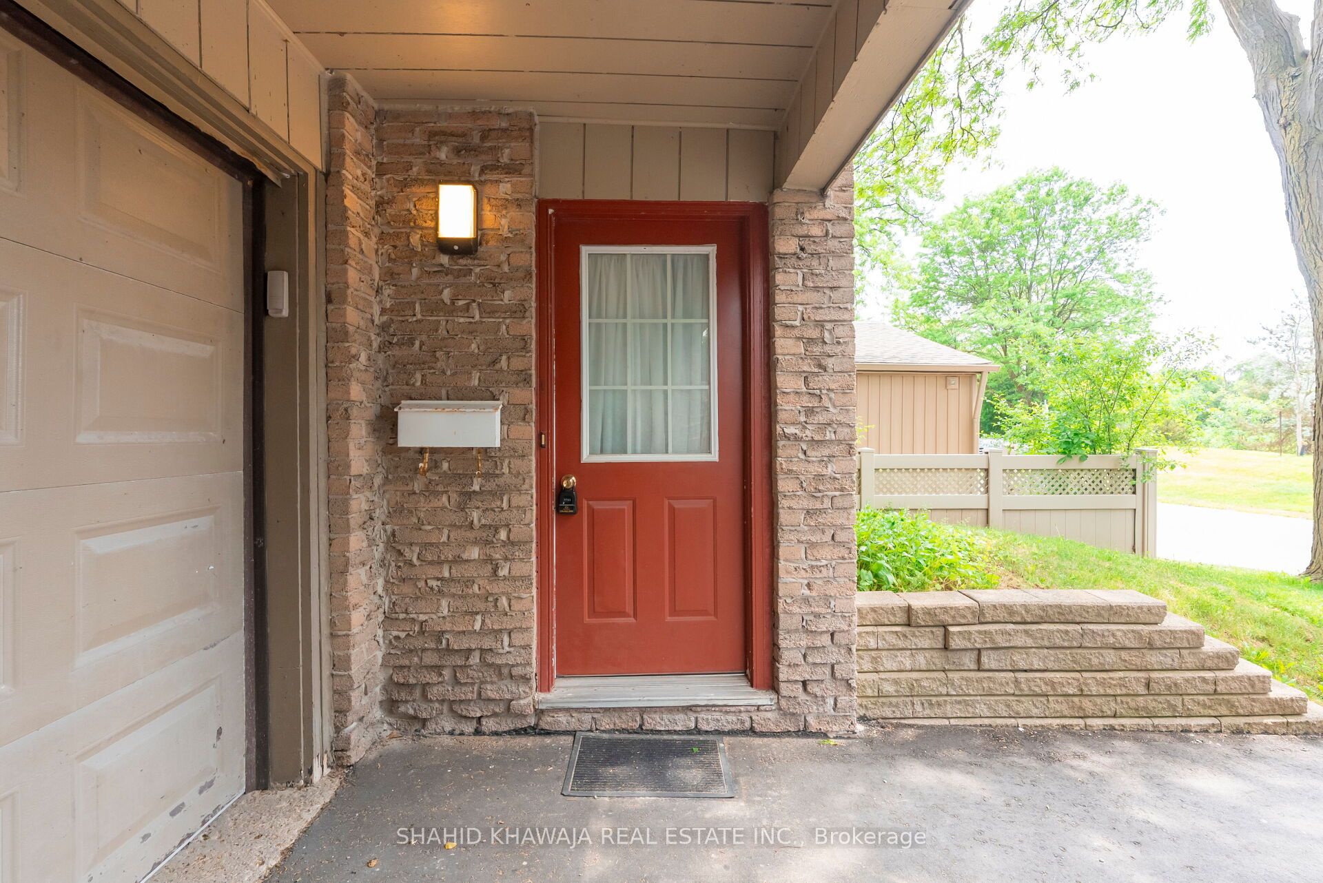 143 Janefield Avenue Property Photo 3