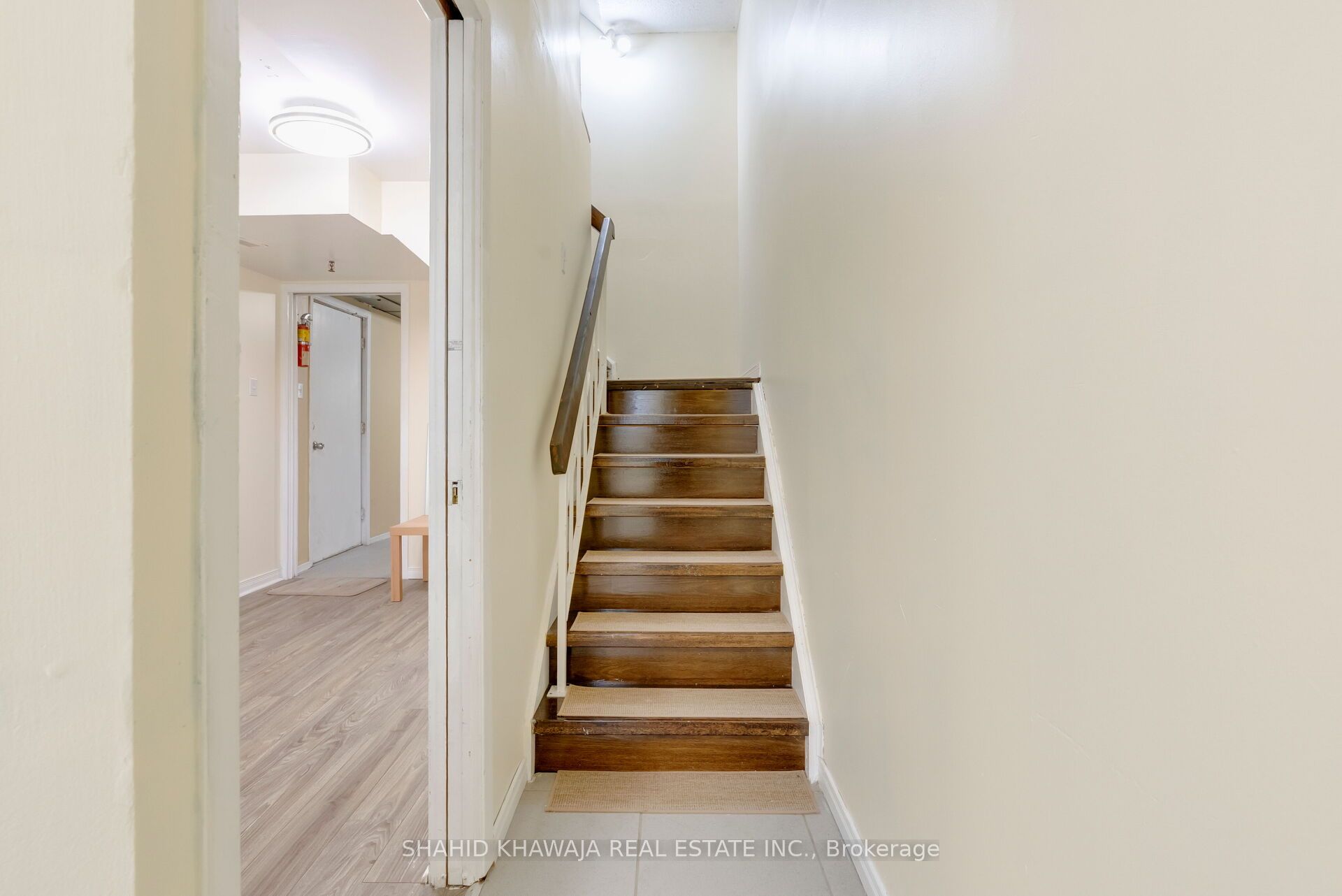 143 Janefield Avenue Property Photo 6