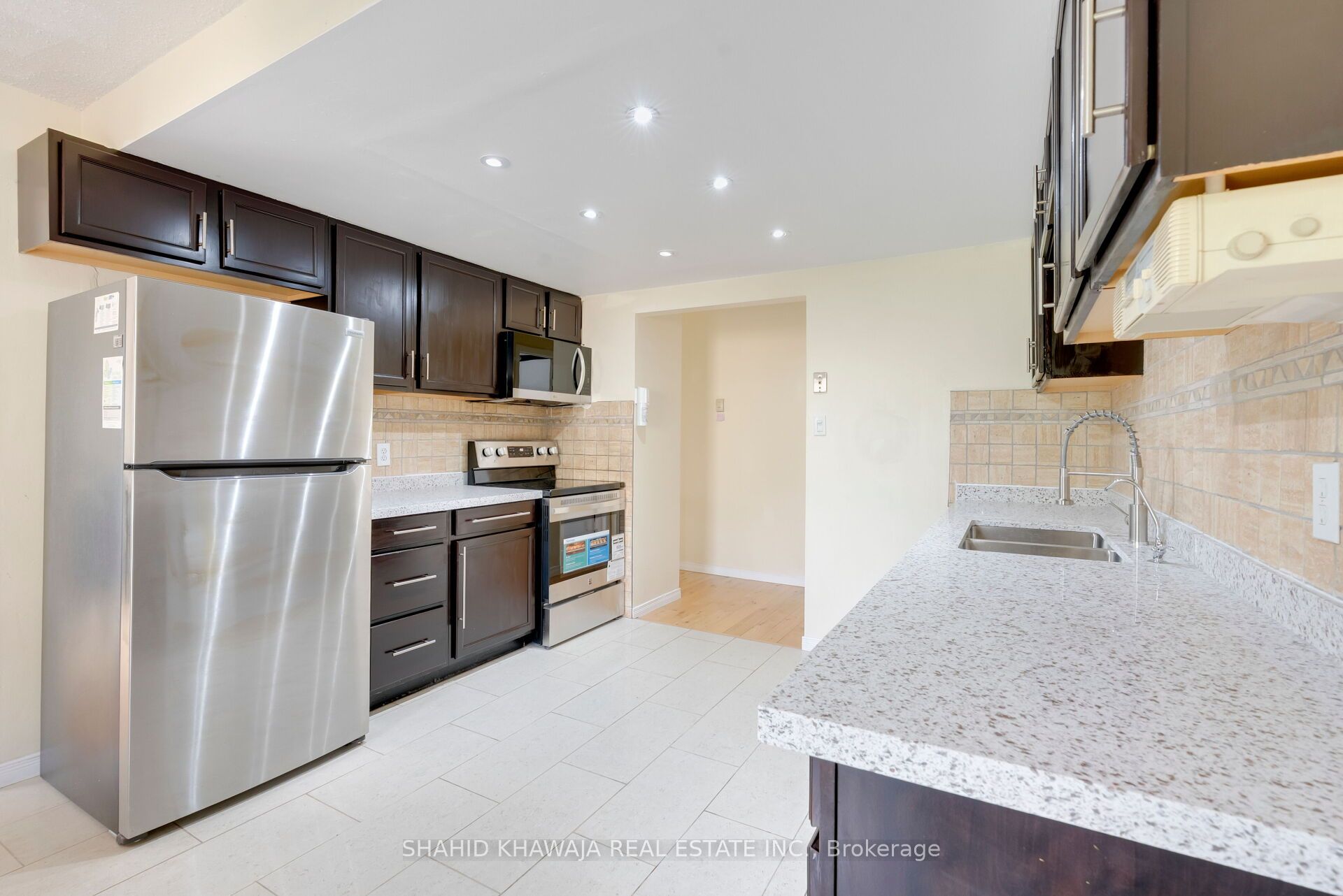 143 Janefield Avenue Property Photo 12