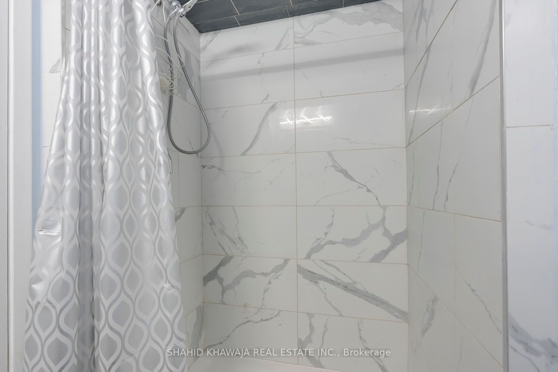 143 Janefield Avenue Property Photo 19