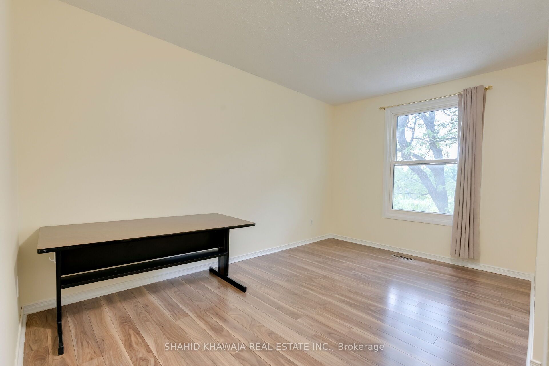 143 Janefield Avenue Property Photo 29