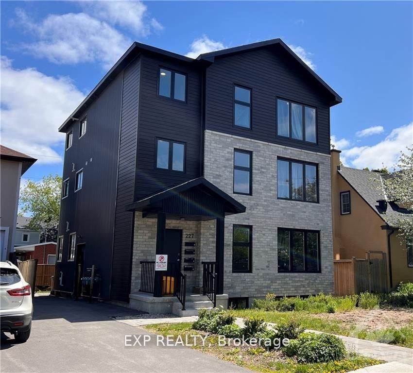 227 Blackburn Avenue Property Photo 2