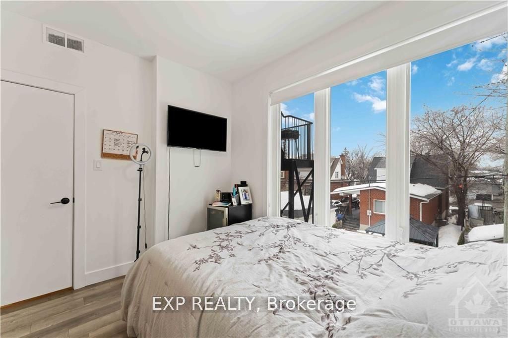 227 Blackburn Avenue Property Photo 15
