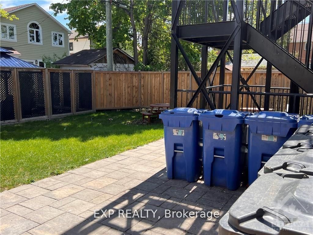 227 Blackburn Avenue Property Photo 25