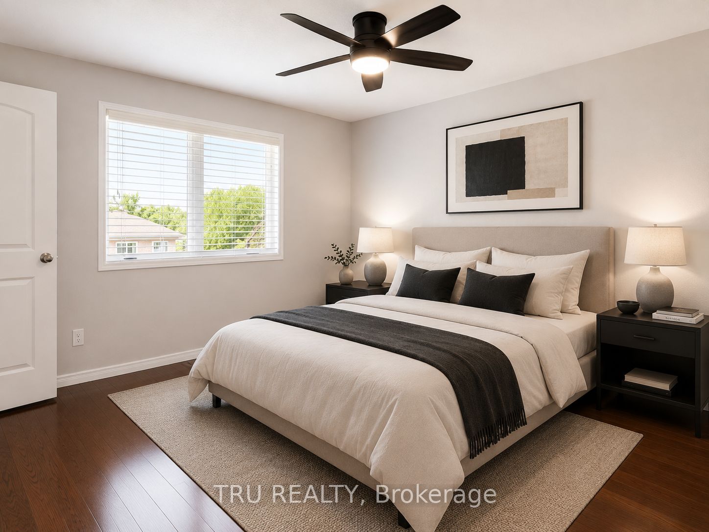 2315 Laval Street Property Photo 14