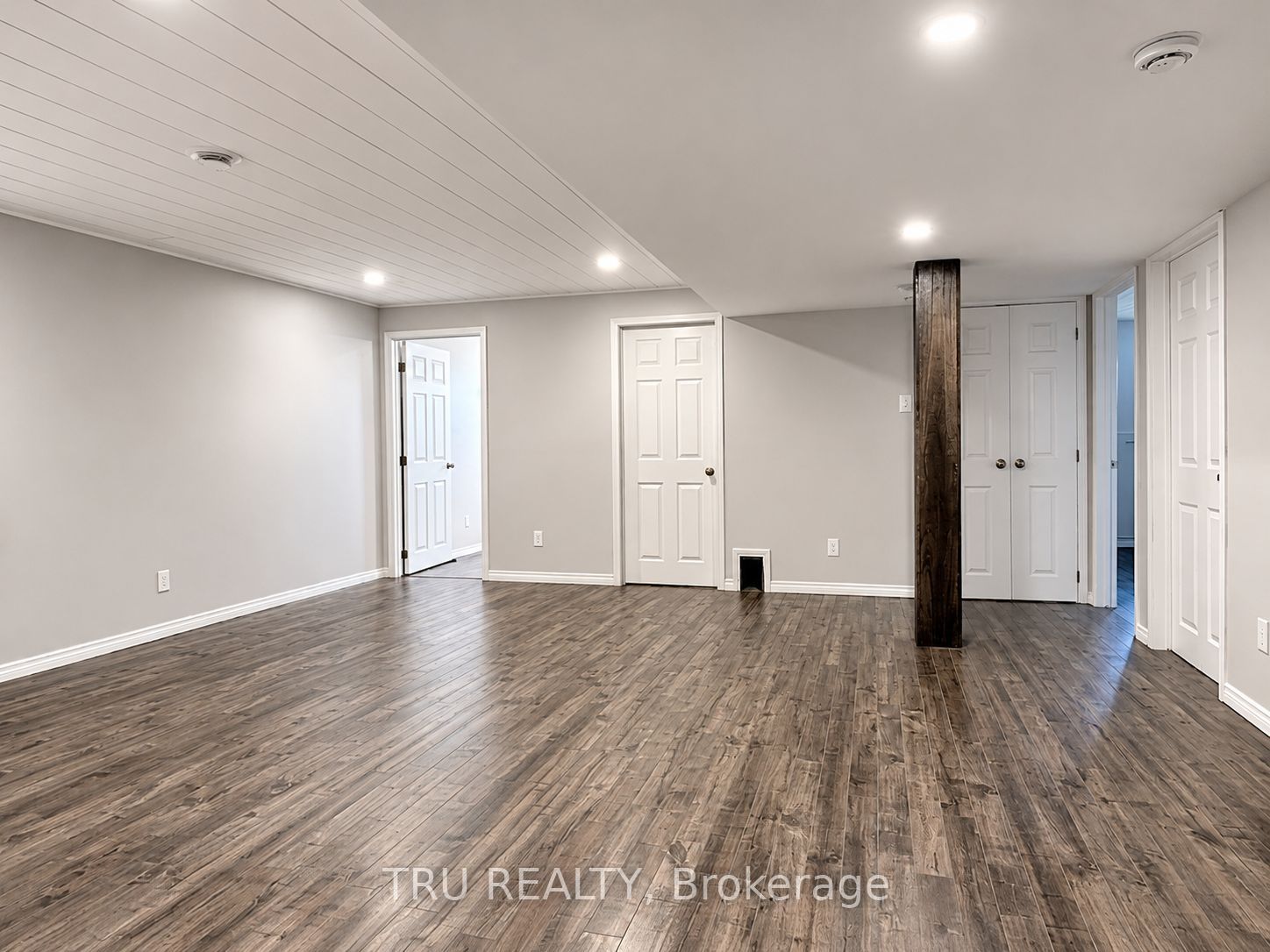 2315 Laval Street Property Photo 19