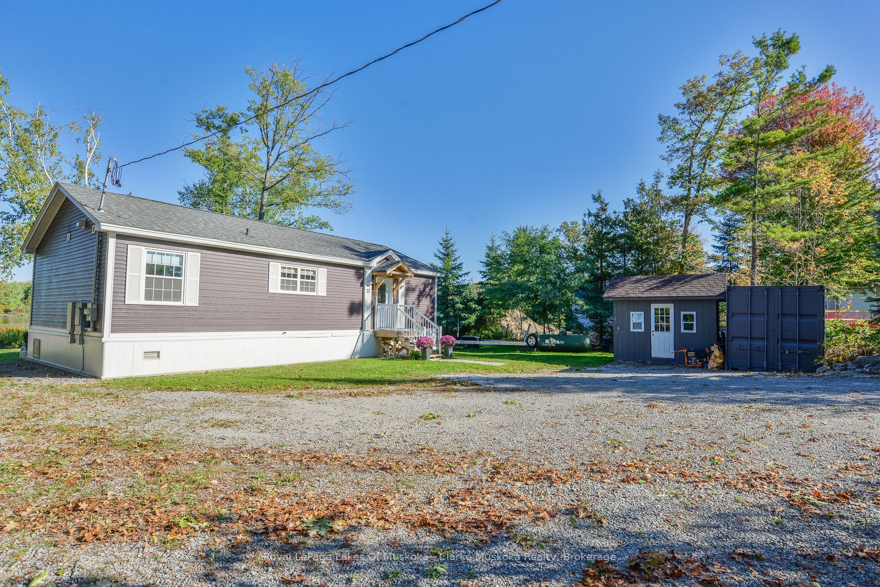 37 Mintens Lane Property Photo 4