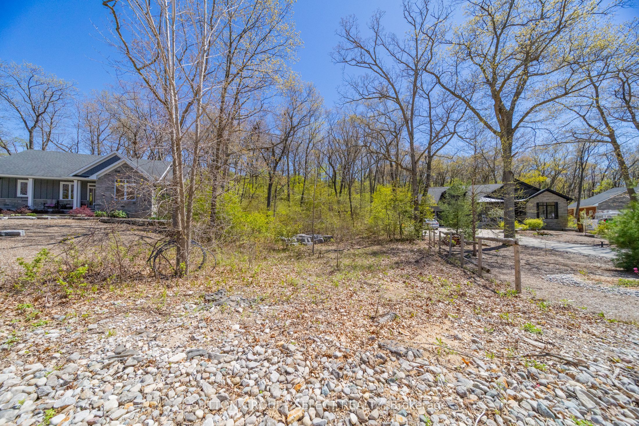10126 Pinery Bluffs Rd Property Photo 12