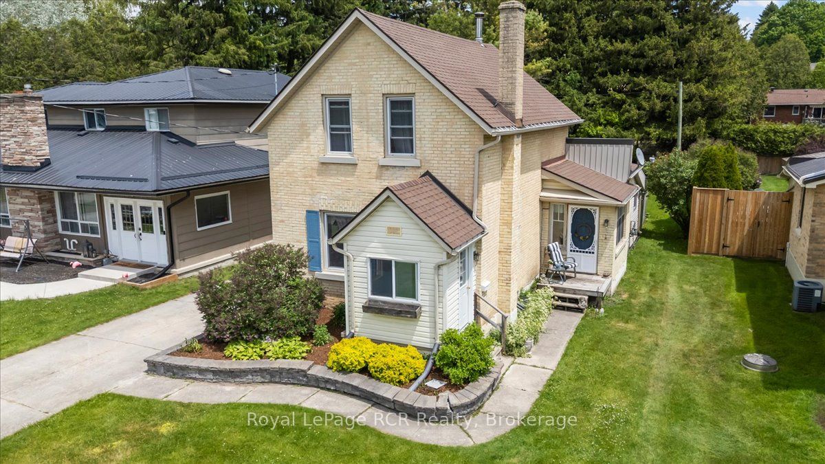 865 7th Avenue Property Photo 2